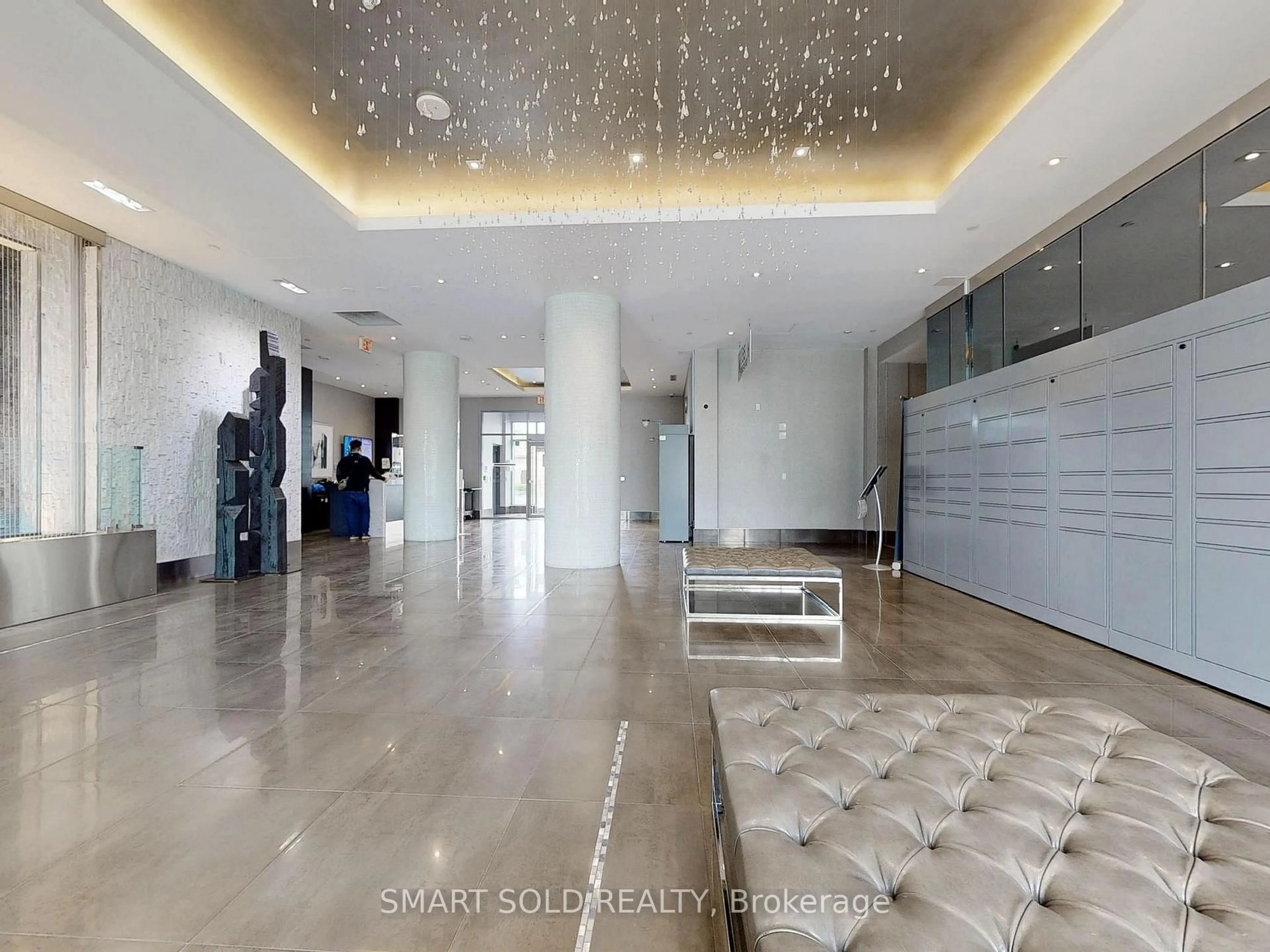 Unknown for 65 Speers Rd #712, Oakville Ontario L6K 0J1