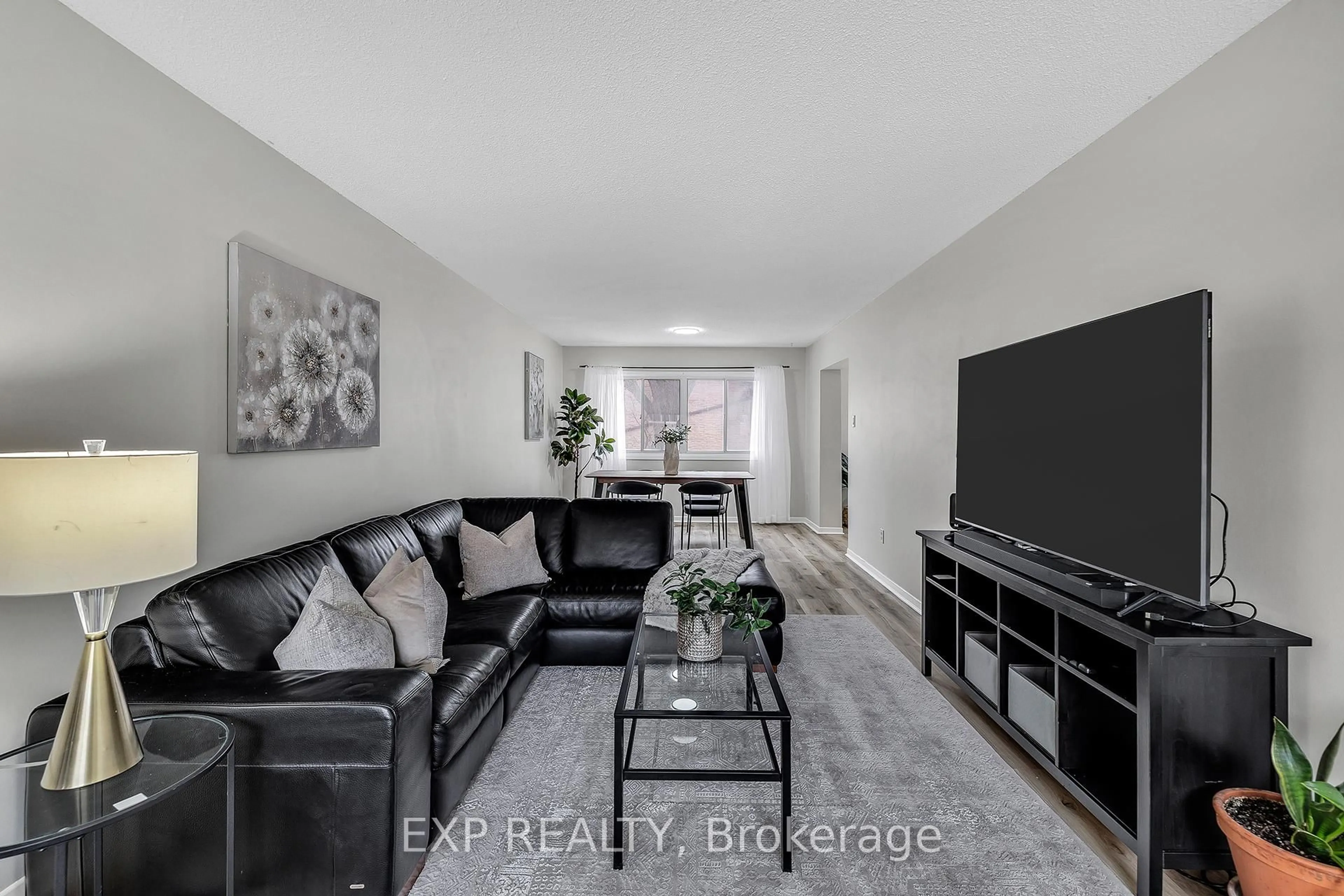 Living room with furniture, unknown for 7030 Copenhagen Rd #49, Mississauga Ontario L5N 2P3