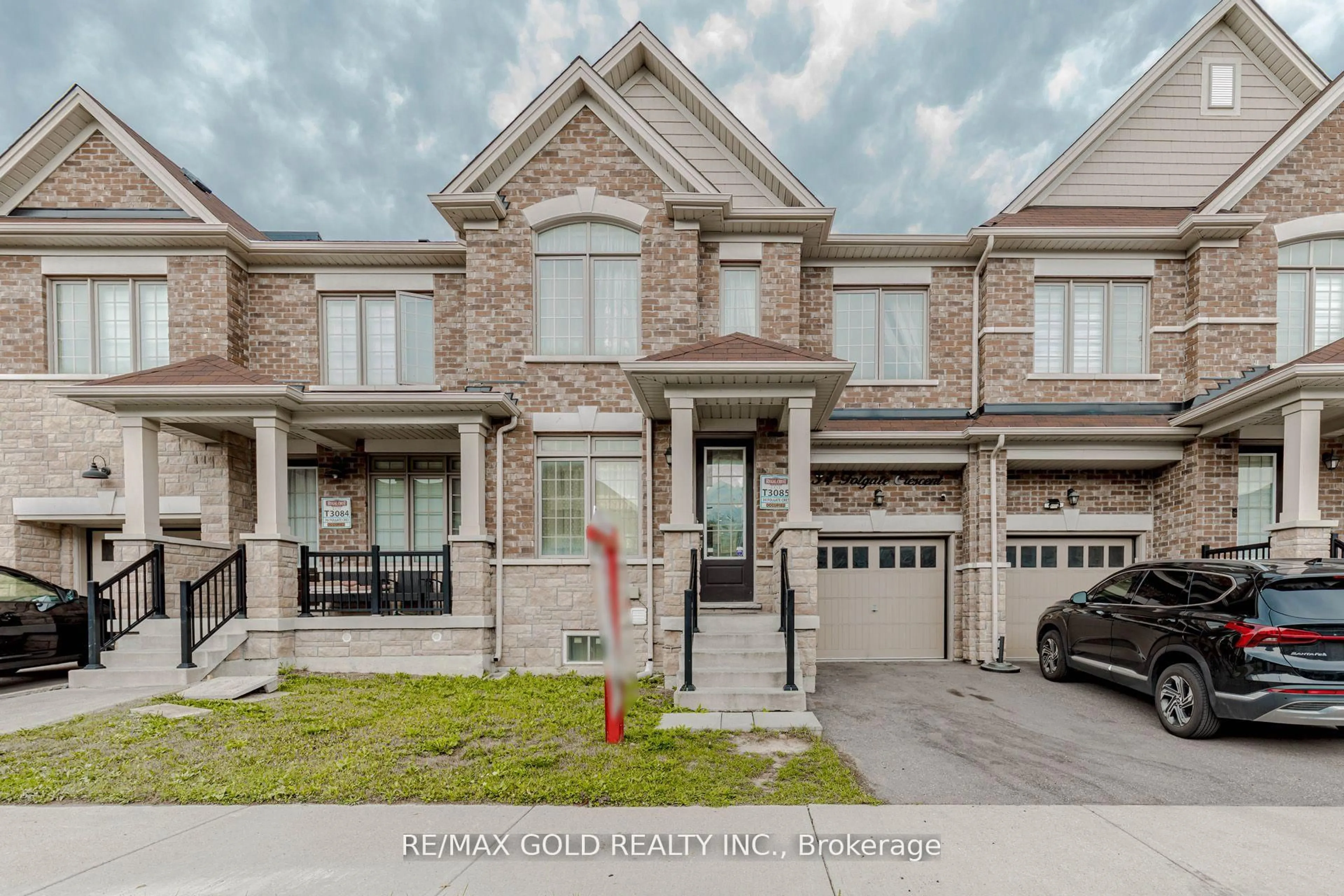 Home with brick exterior material, street for 34 Folgate Cres, Brampton Ontario L6R 0B3