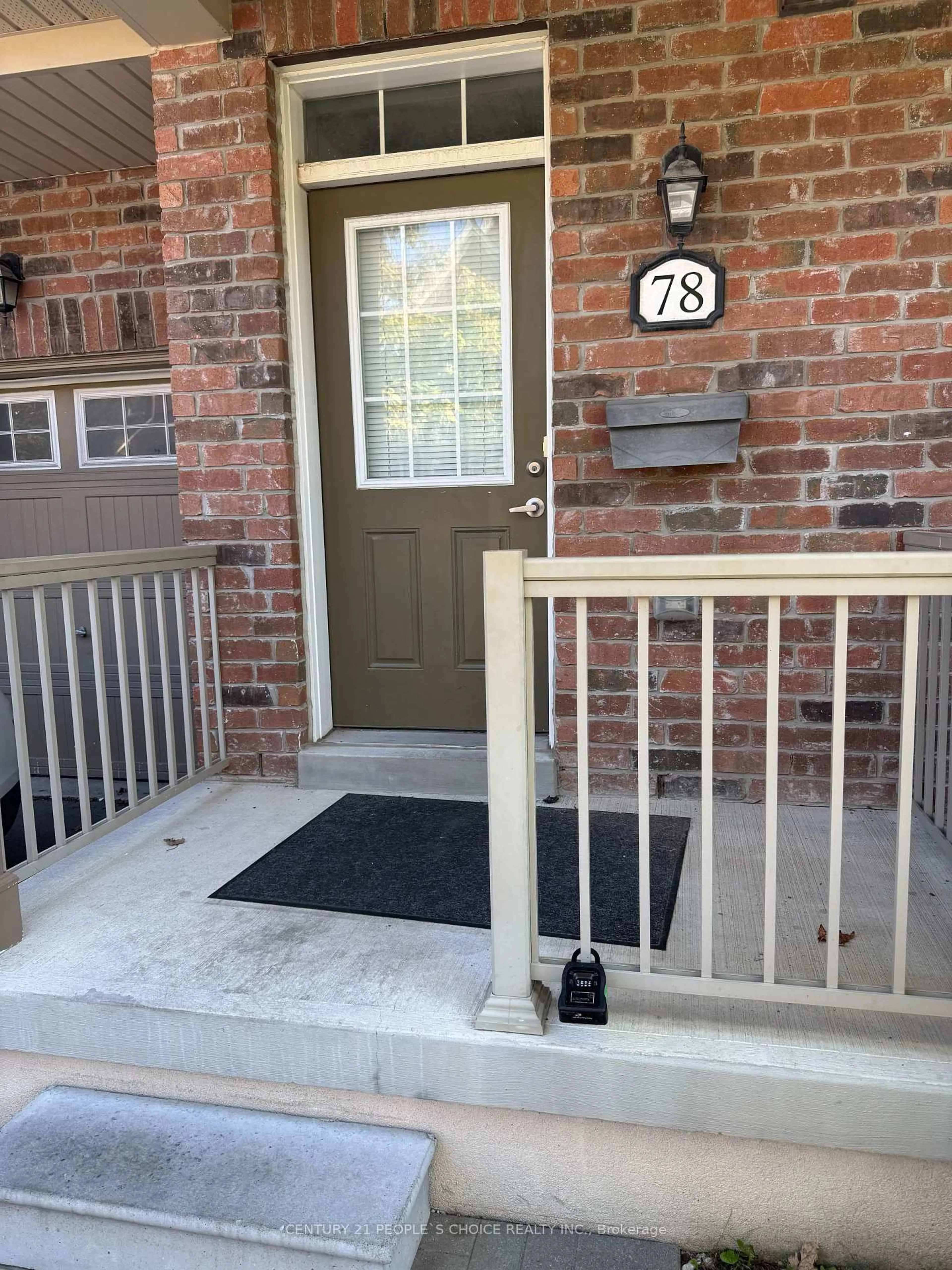 Indoor entryway for 78 Utopia Way, Brampton Ontario L6P 4A5