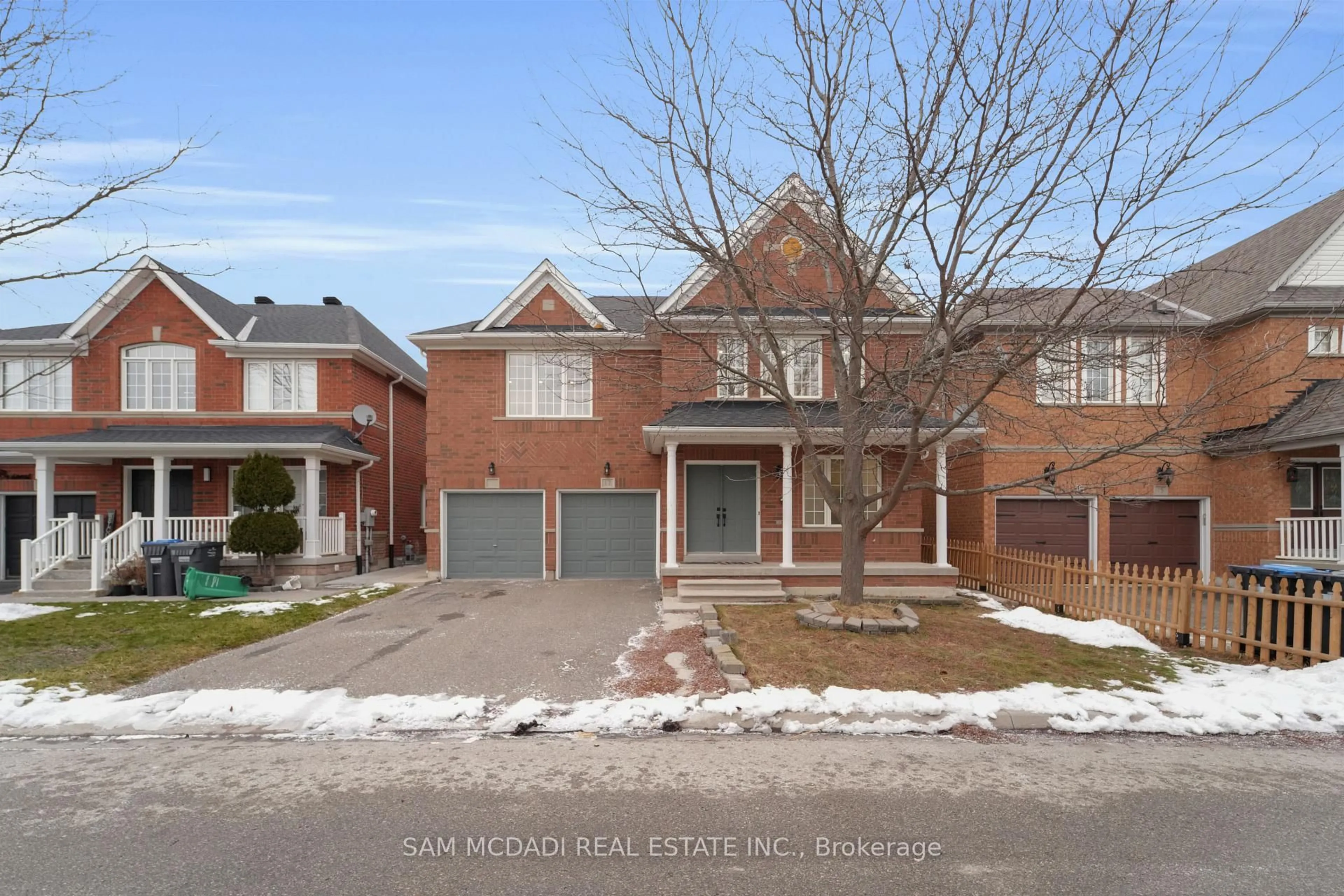 Home with brick exterior material, street for 17 Ferncastle Cres, Brampton Ontario L7A 3P2
