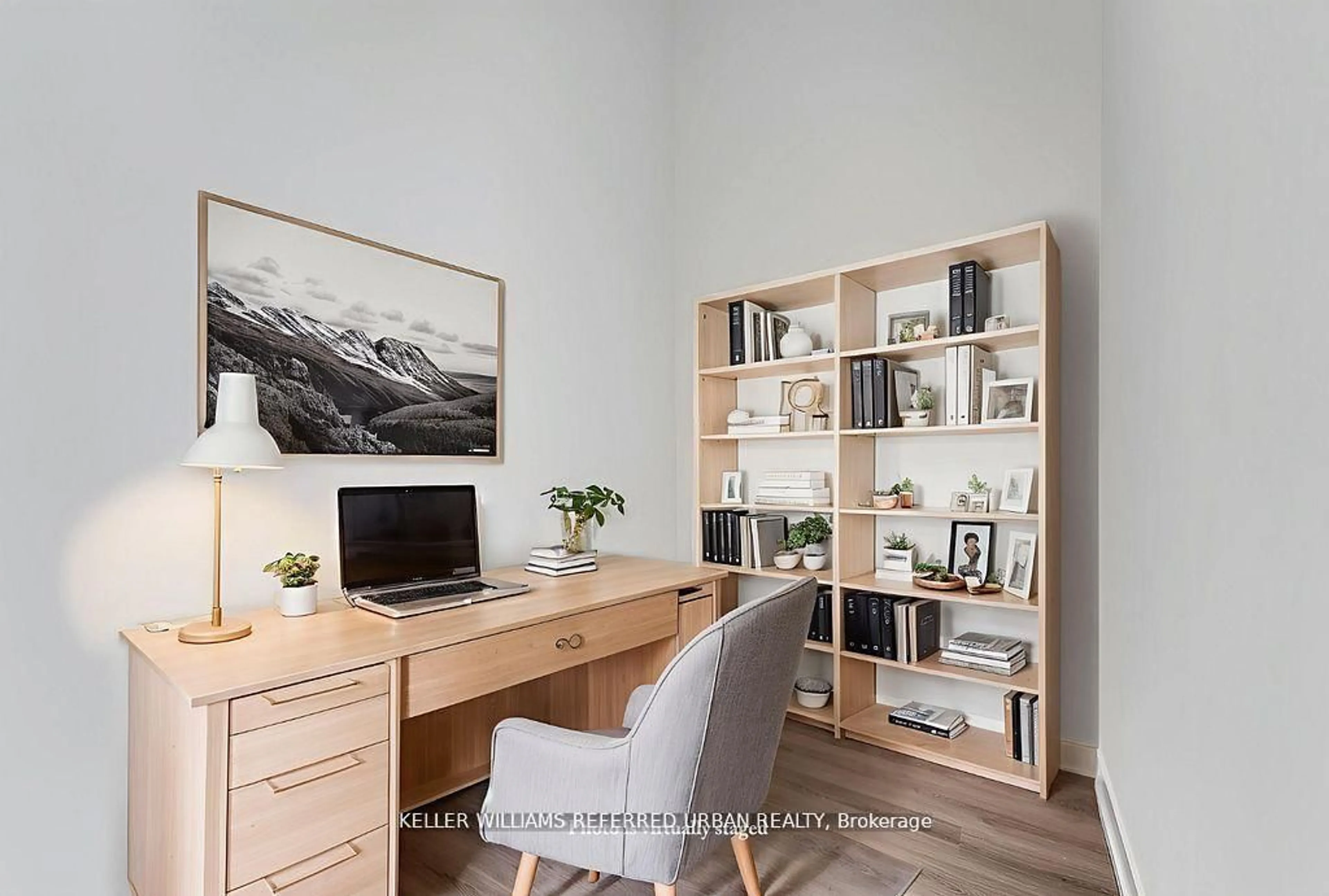 A pic of a room for 3883 Quartz Rd #602, Mississauga Ontario L5B 0M4