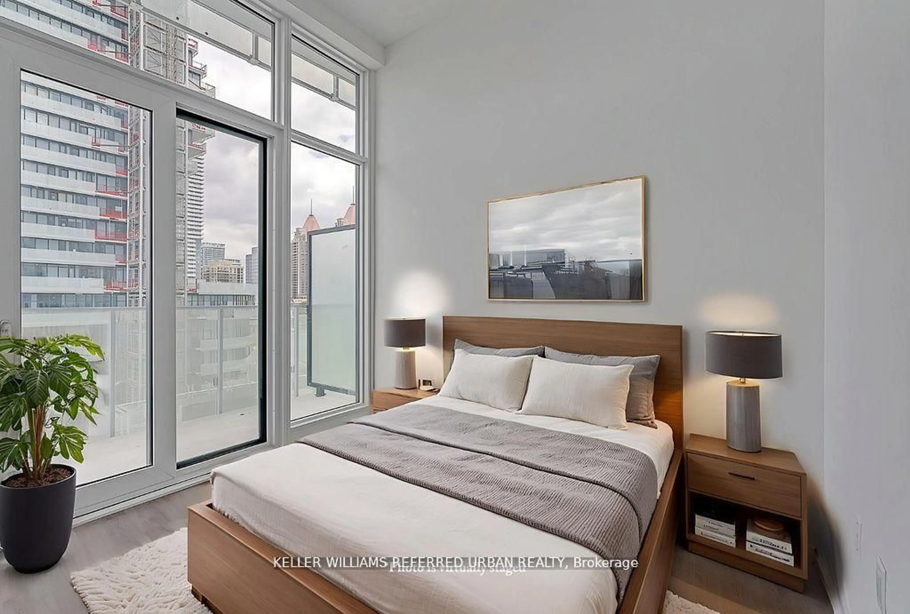 Bedroom with bed, unknown for 3883 Quartz Rd #602, Mississauga Ontario L5B 0M4