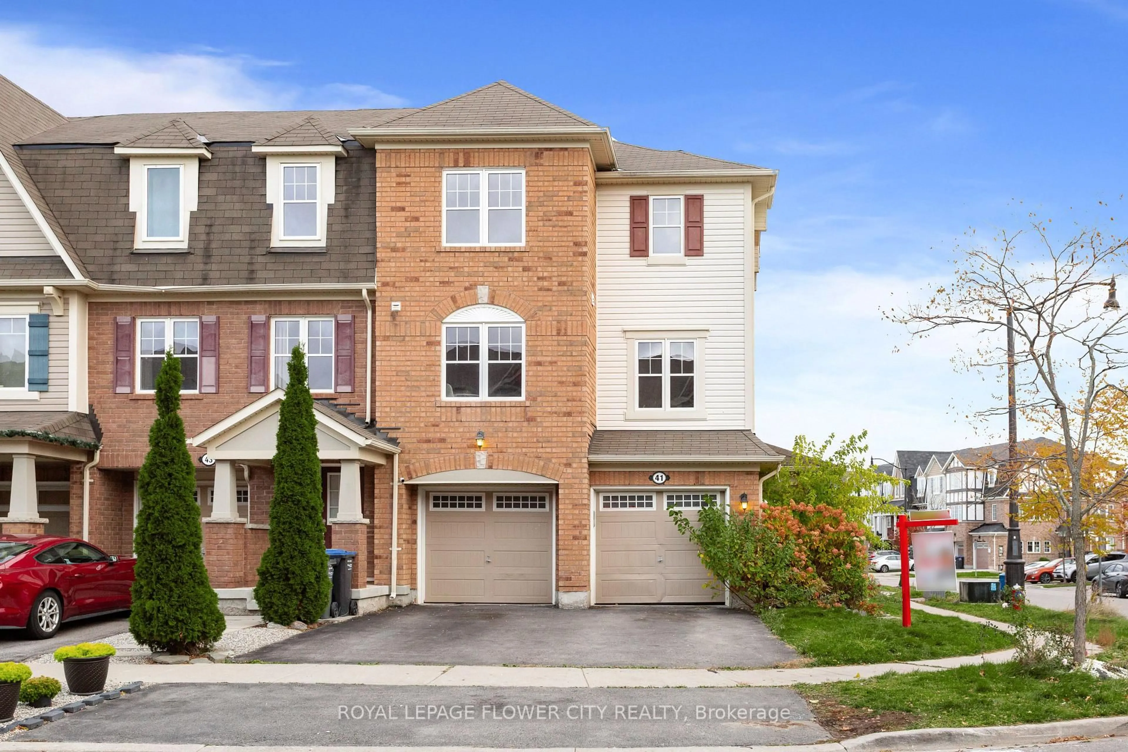 Home with brick exterior material, street for 41 Vanhorne Clse, Brampton Ontario L7A 0X8