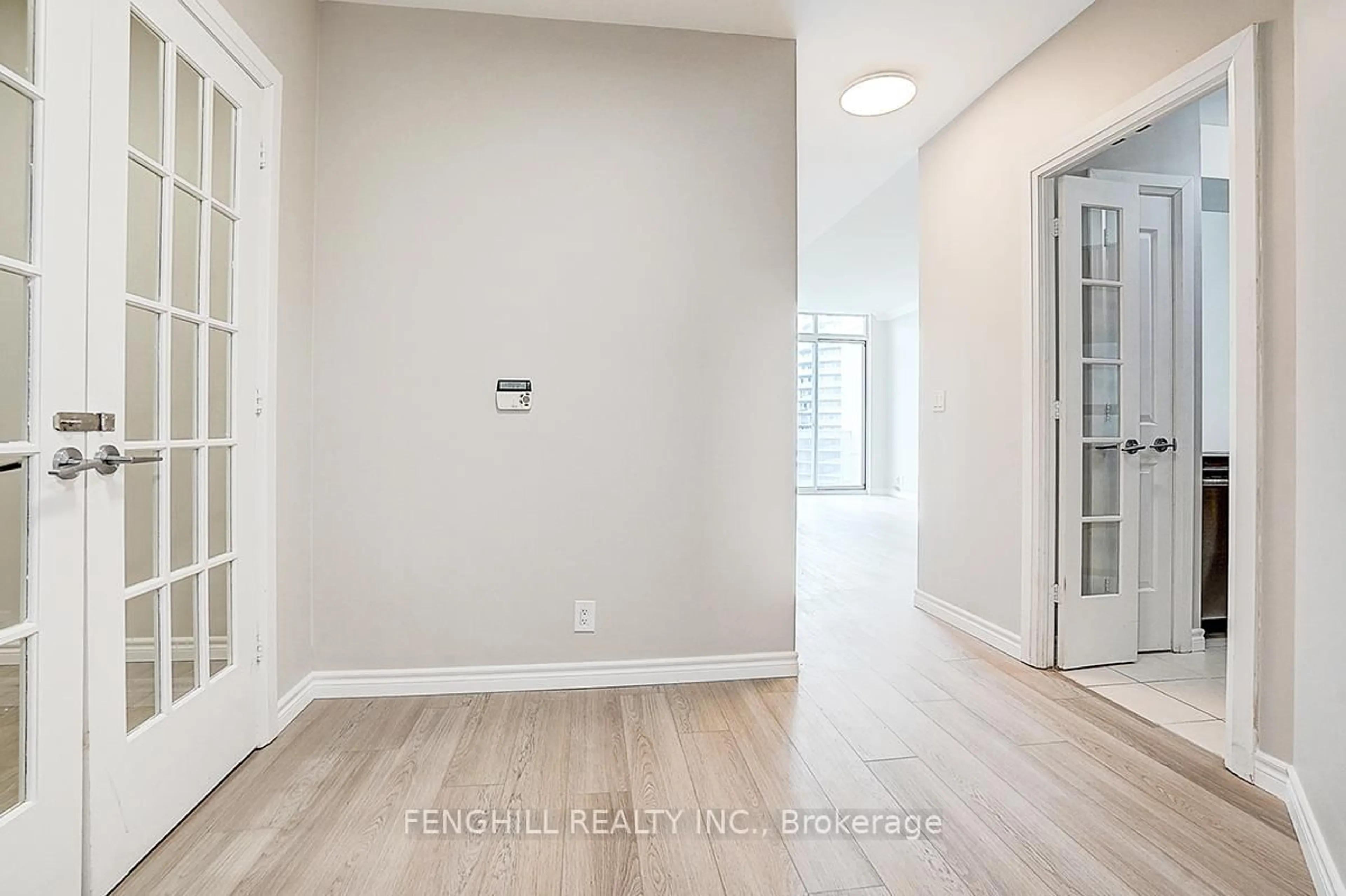 Indoor entryway for 90 Absolute Ave #2705, Mississauga Ontario L4Z 0A3