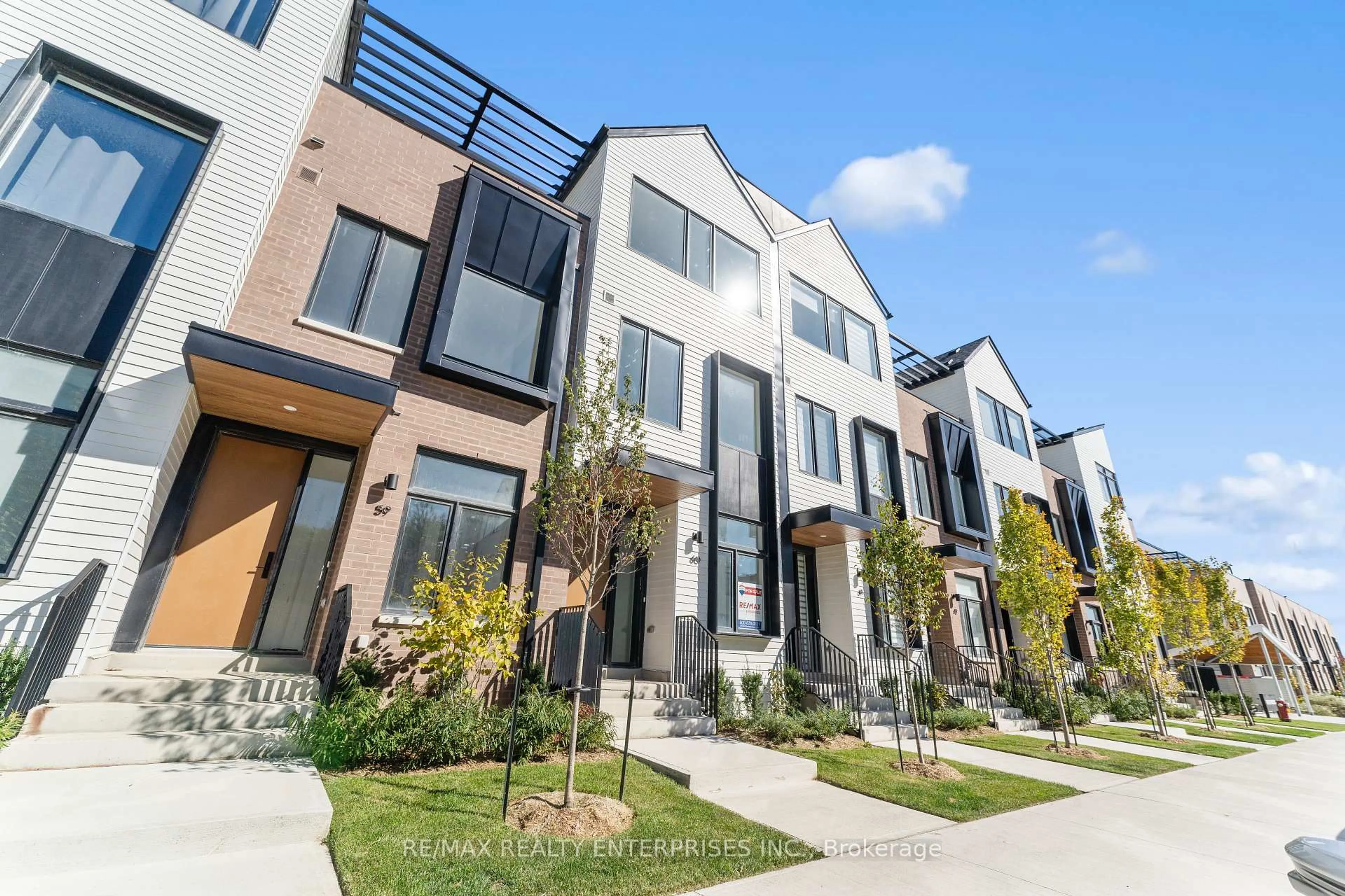 Unknown for 35 Lou Parsons Way #60, Mississauga Ontario L5H 0B2