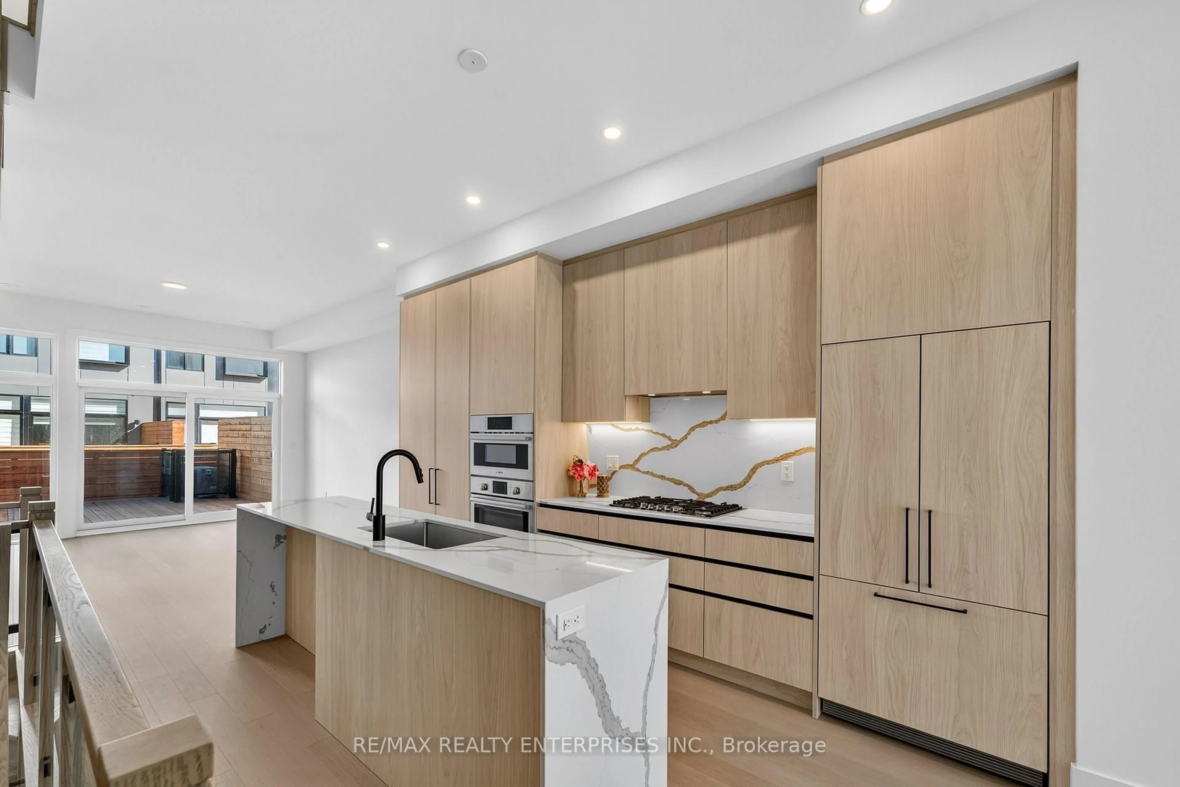 Unknown for 35 Lou Parsons Way #60, Mississauga Ontario L5H 0B2