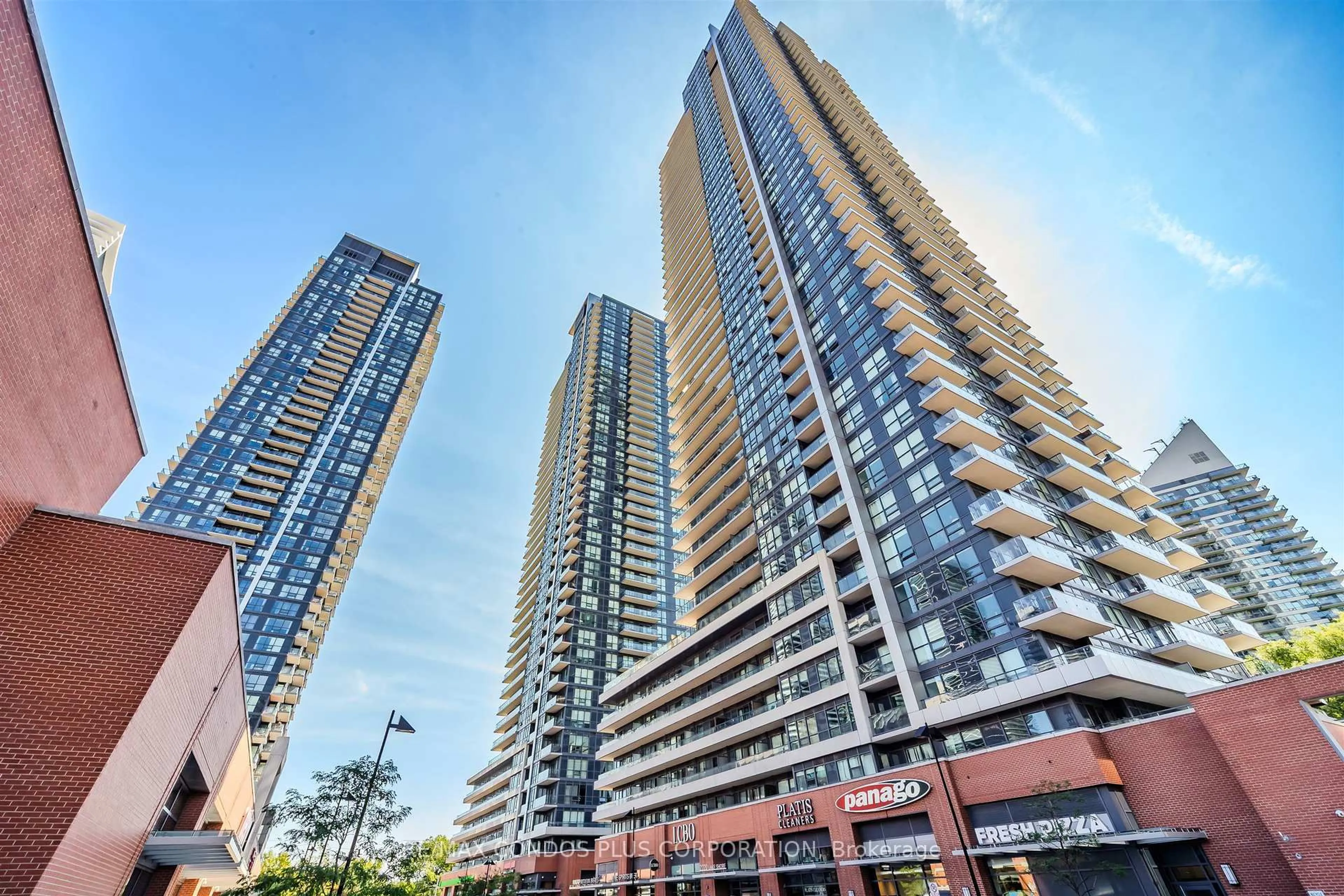 A pic from outside/outdoor area/front of a property/back of a property/a pic from drone, city buildings view from balcony for 2220 Lake Shore Blvd #2706, Toronto Ontario M8V 1A4