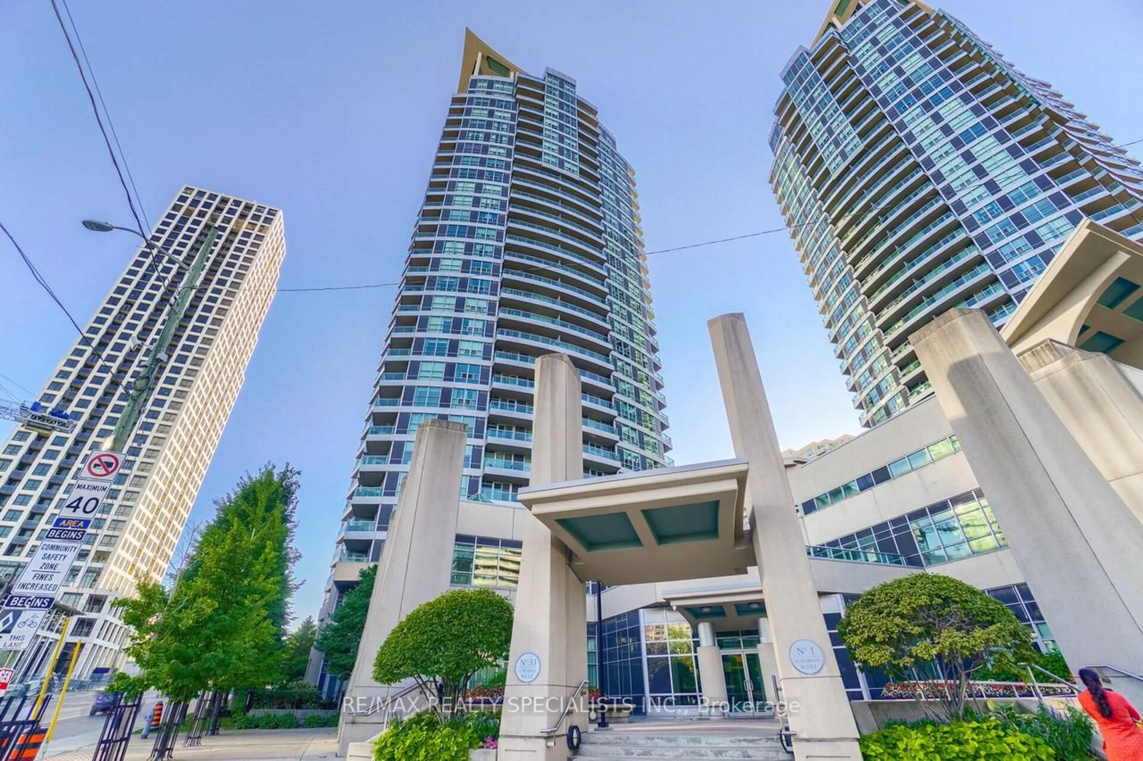 Unknown for 33 Elm Dr #1213, Mississauga Ontario L5B 4M2