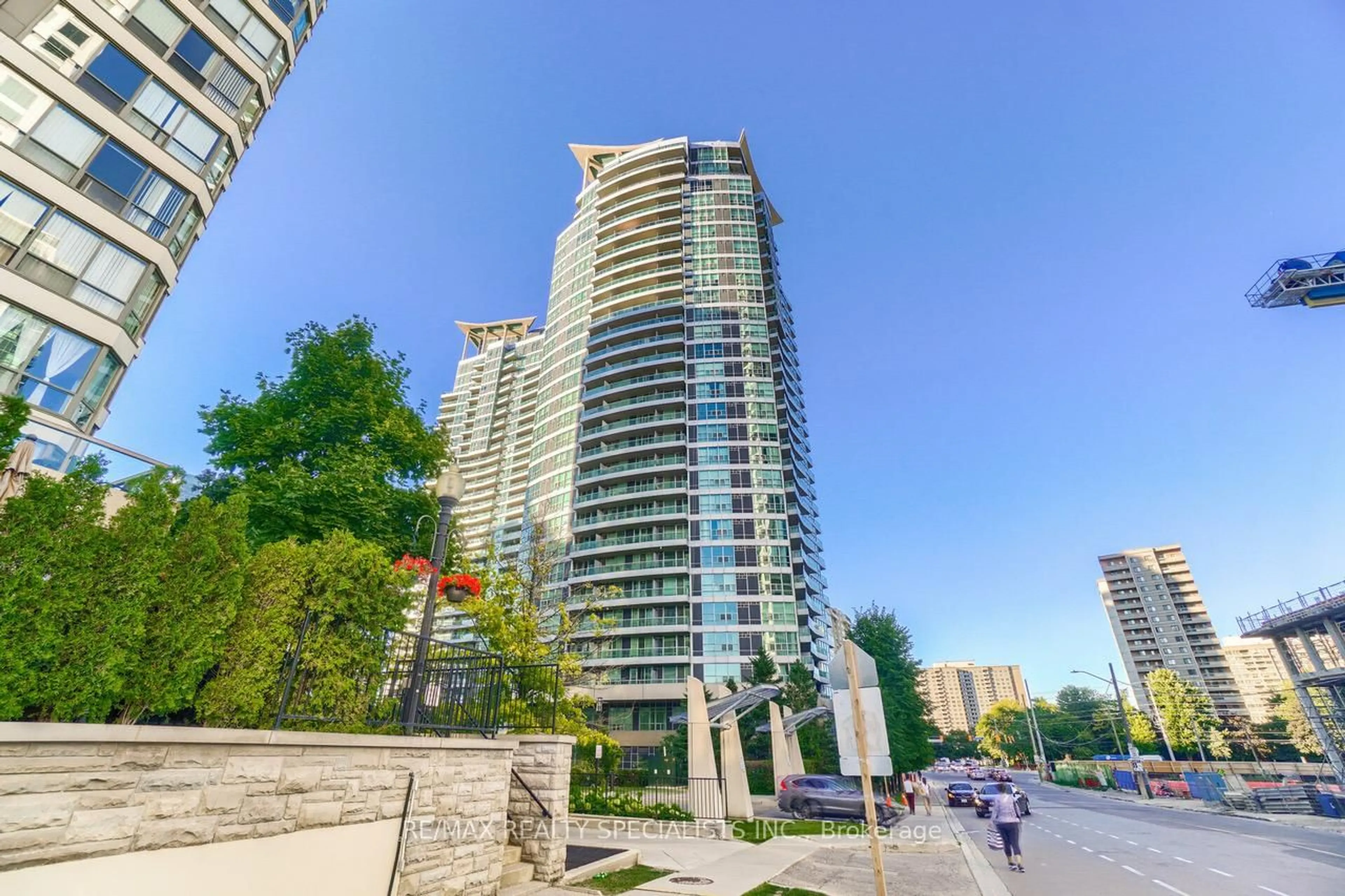 Unknown for 33 Elm Dr #1213, Mississauga Ontario L5B 4M2