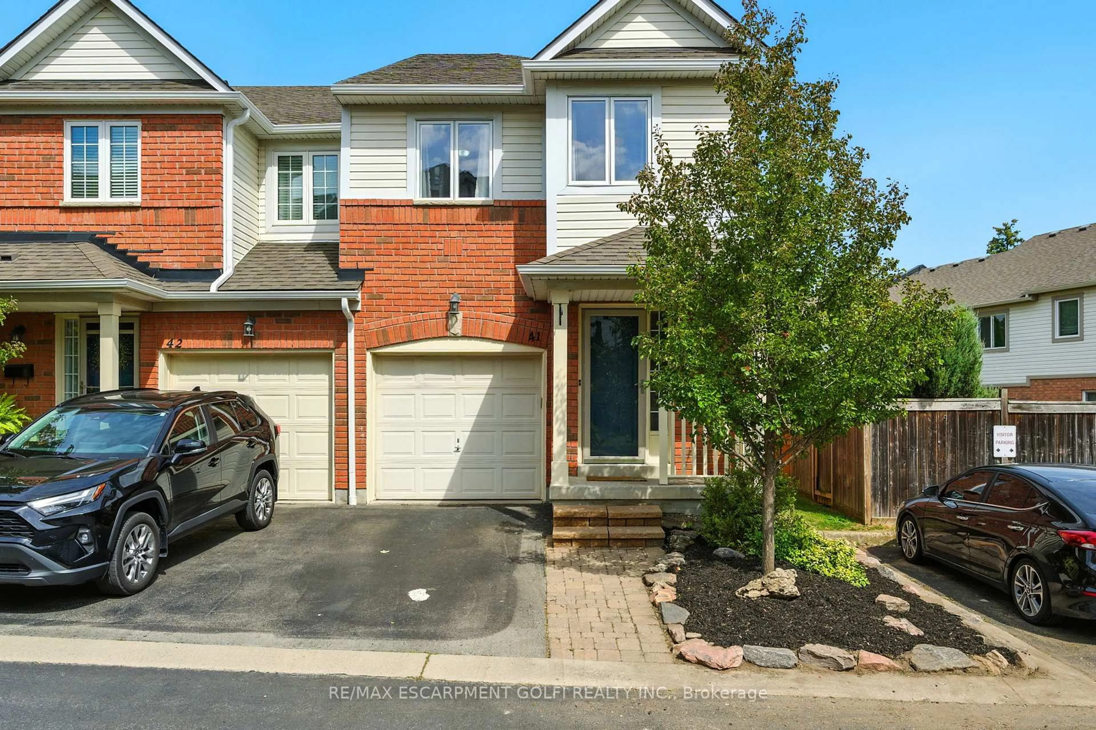 Home with brick exterior material, street for 710 Spring Gardens Rd #41, Burlington Ontario L7T 4K7