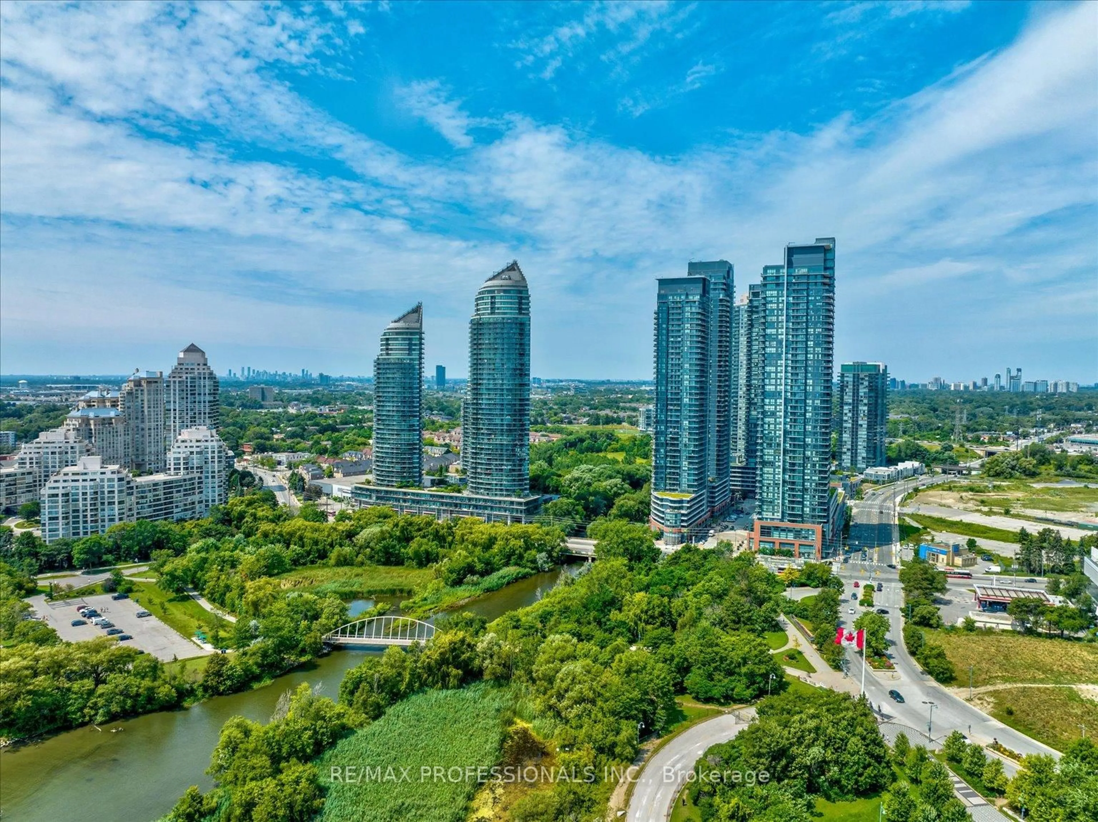 A pic from outside/outdoor area/front of a property/back of a property/a pic from drone, city buildings view from balcony for 2212 Lake Shore Blvd #4003, Toronto Ontario M8V 0C2