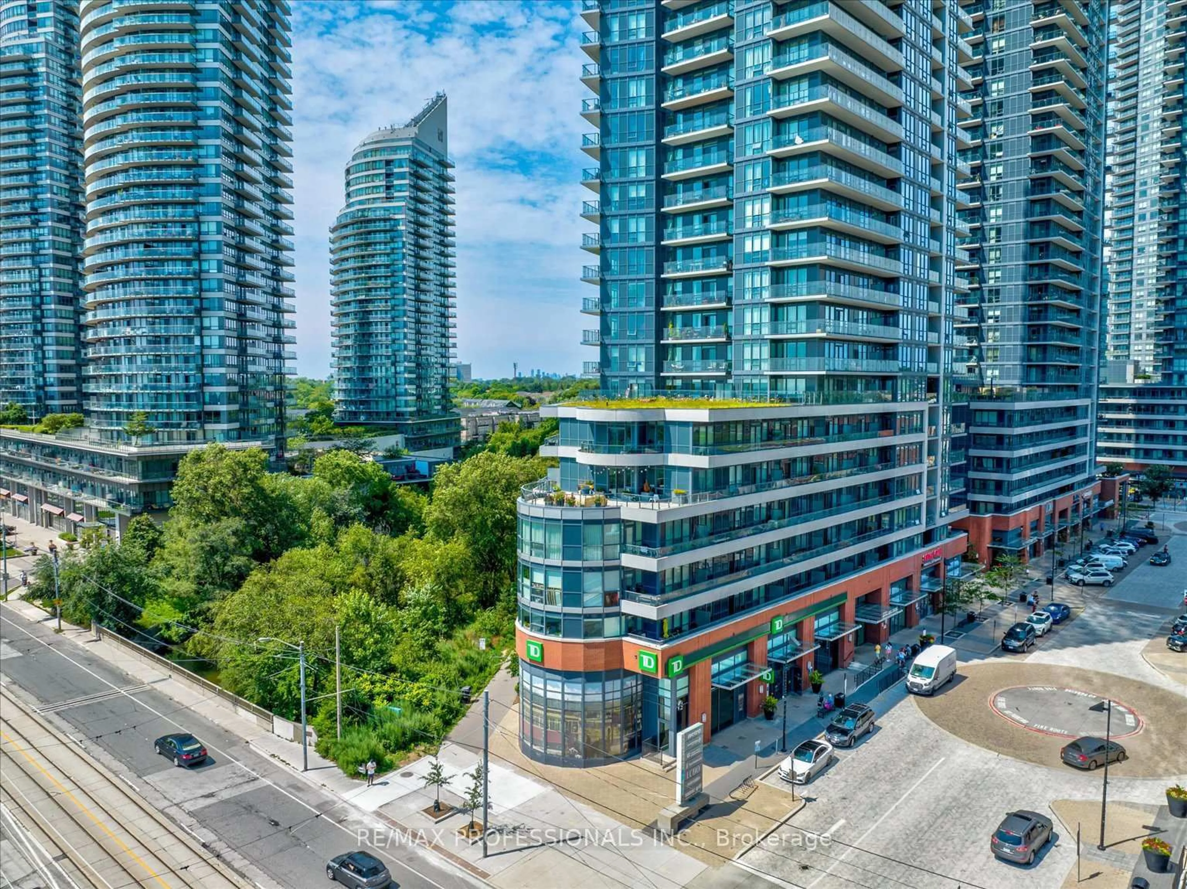 A pic from outside/outdoor area/front of a property/back of a property/a pic from drone, city buildings view from balcony for 2212 Lake Shore Blvd #4003, Toronto Ontario M8V 0C2
