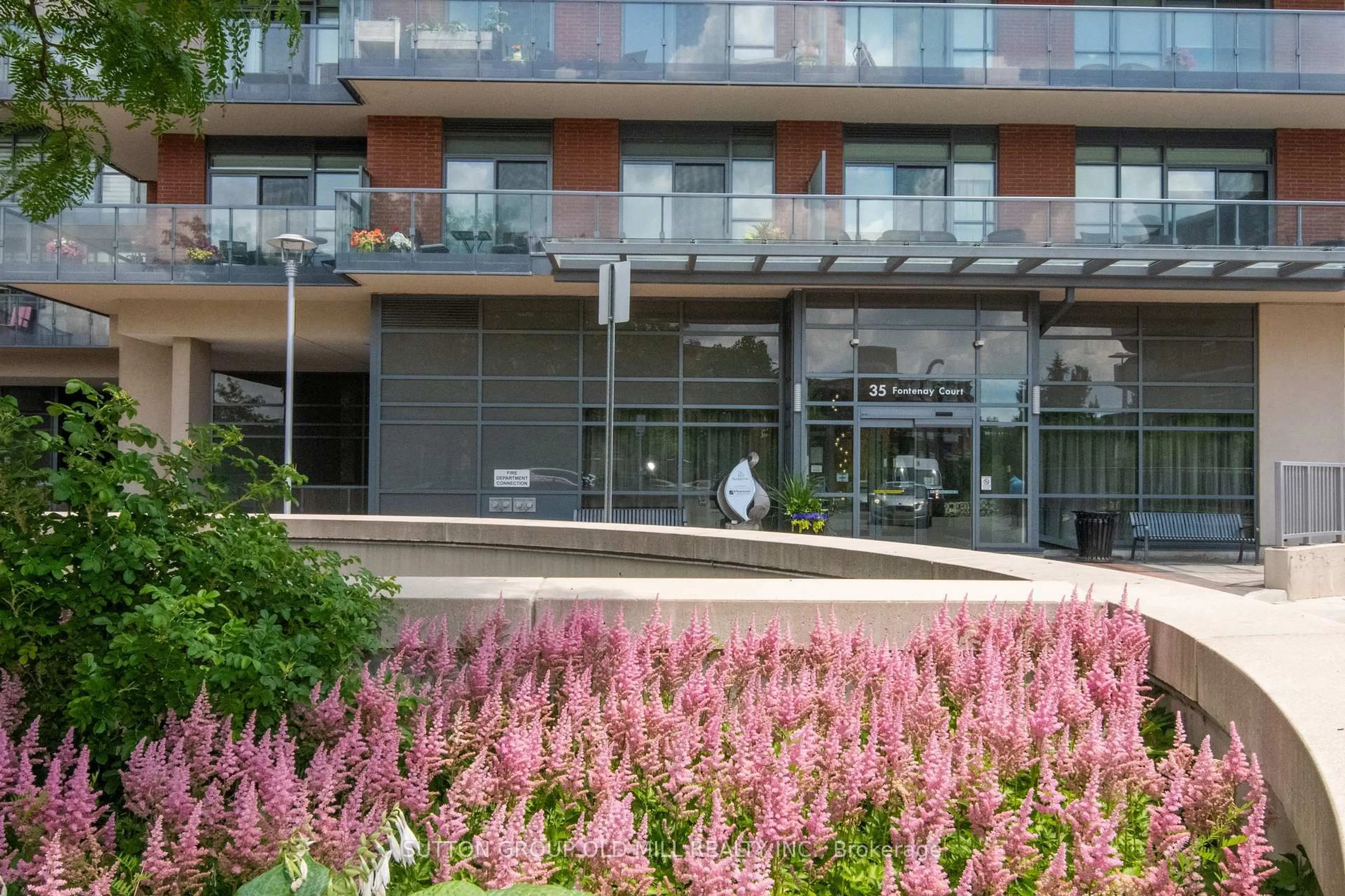 Patio, building for 35 Fontenay Crt #1207, Toronto Ontario M9A 0C4