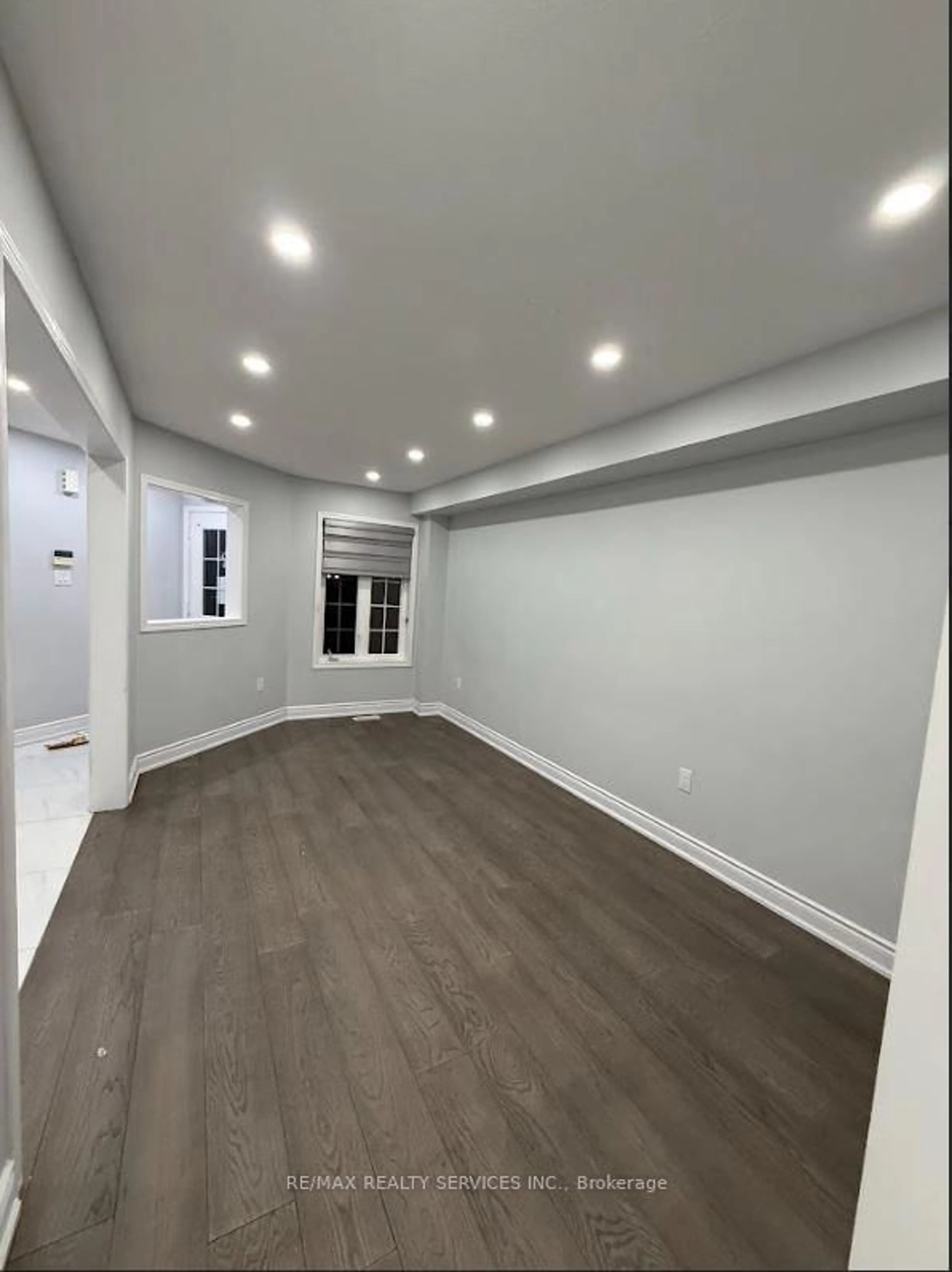 A pic of a room for 60 Culture Cres, Brampton Ontario L6X 5A2