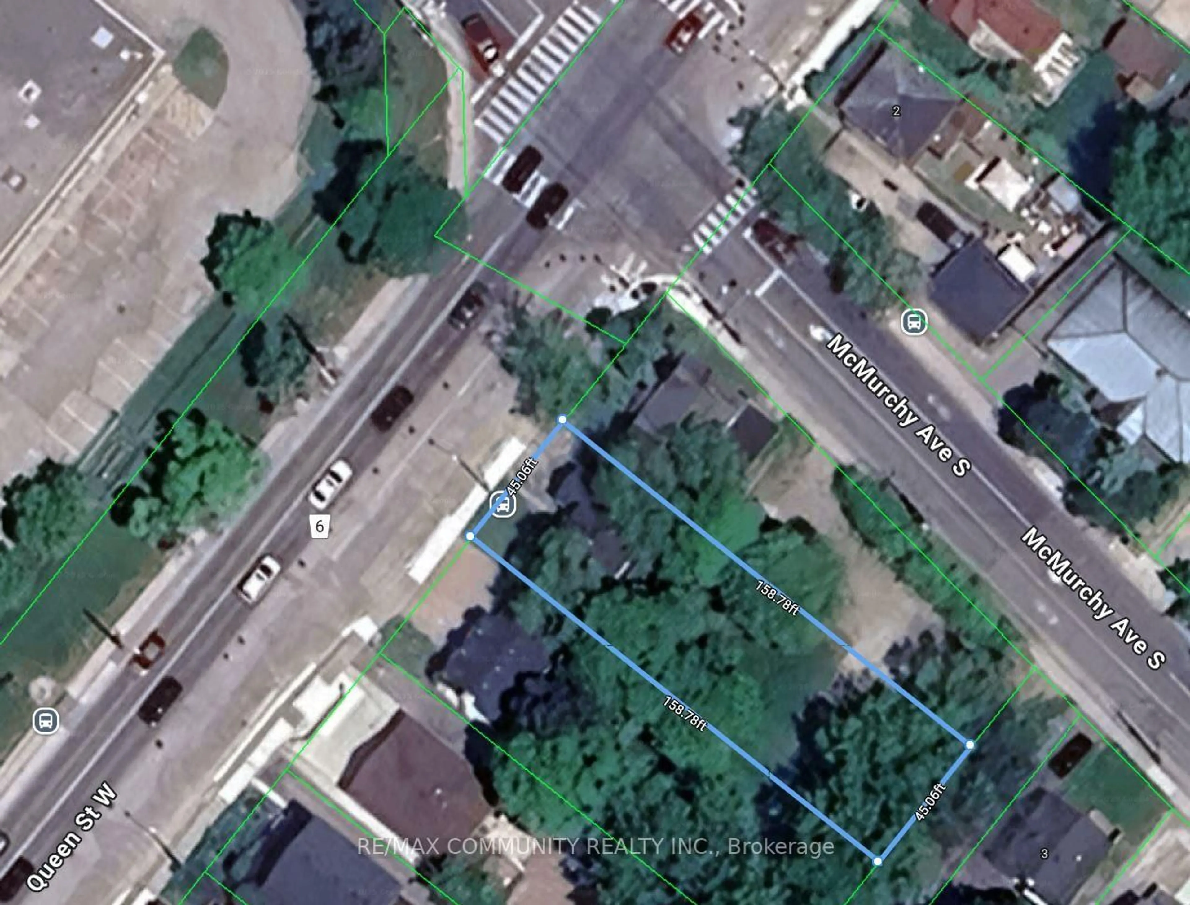 A pic from outside/outdoor area/front of a property/back of a property/a pic from drone, street for 209 Queen St, Brampton Ontario L6Y 1M6