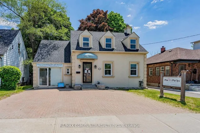 211 Queen St, Brampton 3