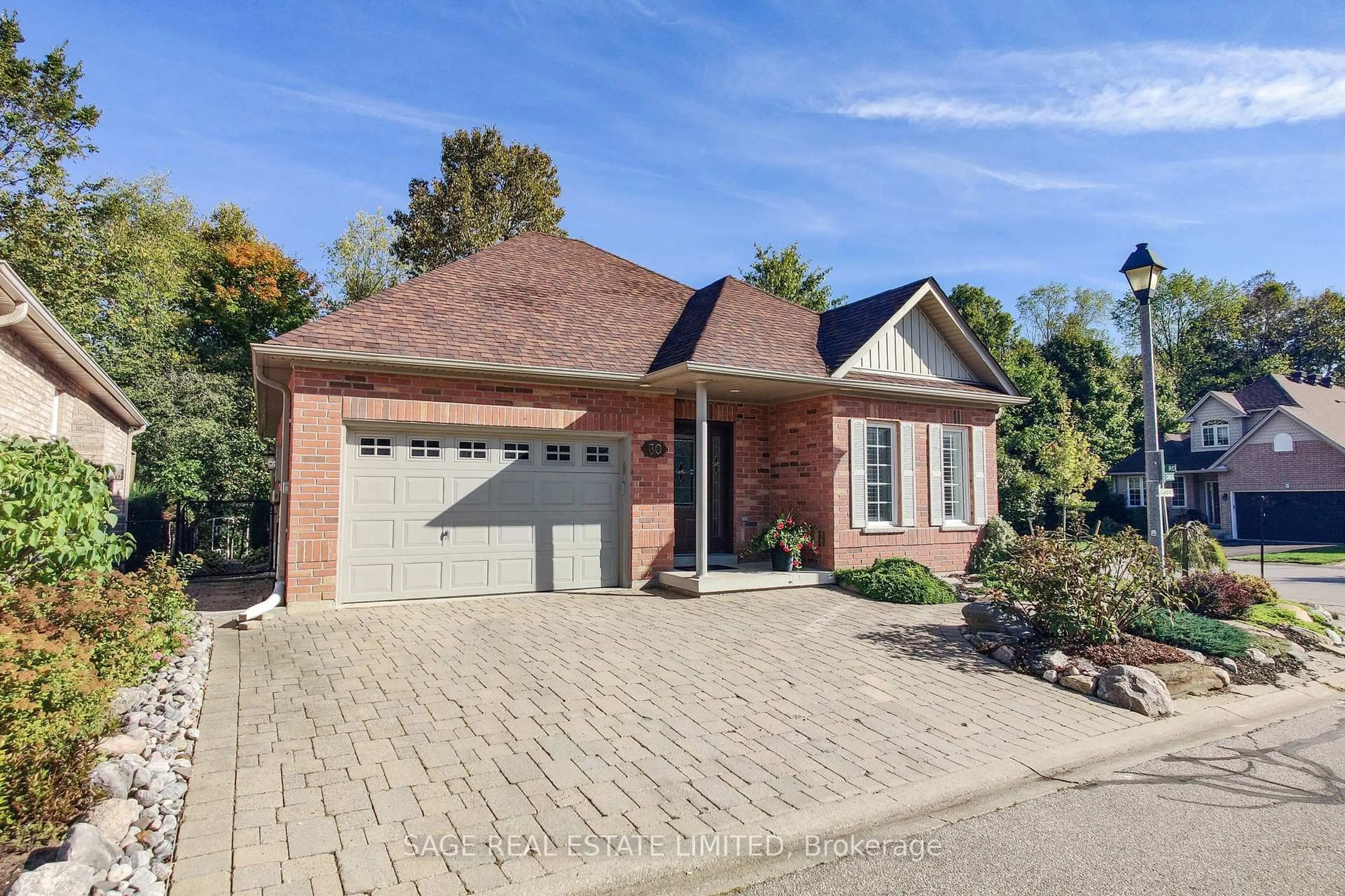 Home with brick exterior material, street for 30 Nailsworth Cres, Caledon Ontario L7C 1R3