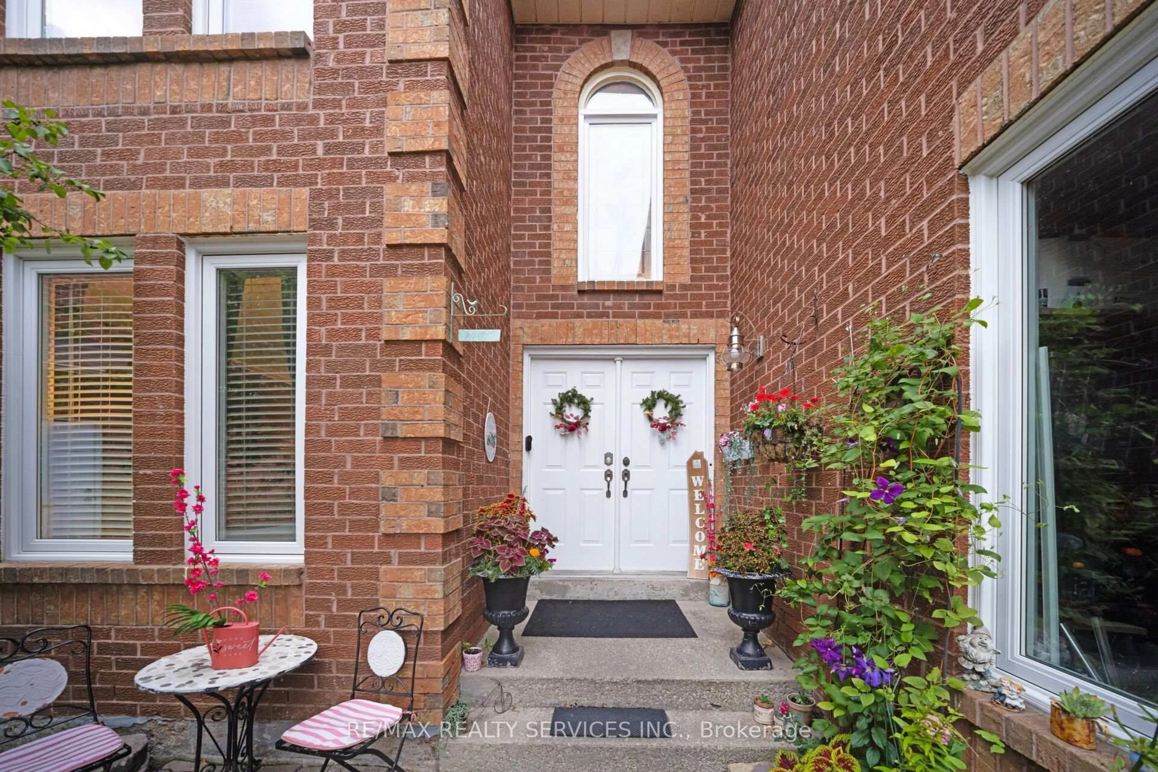 Unknown for 74 Leeward Dr, Brampton Ontario L6S 5V8