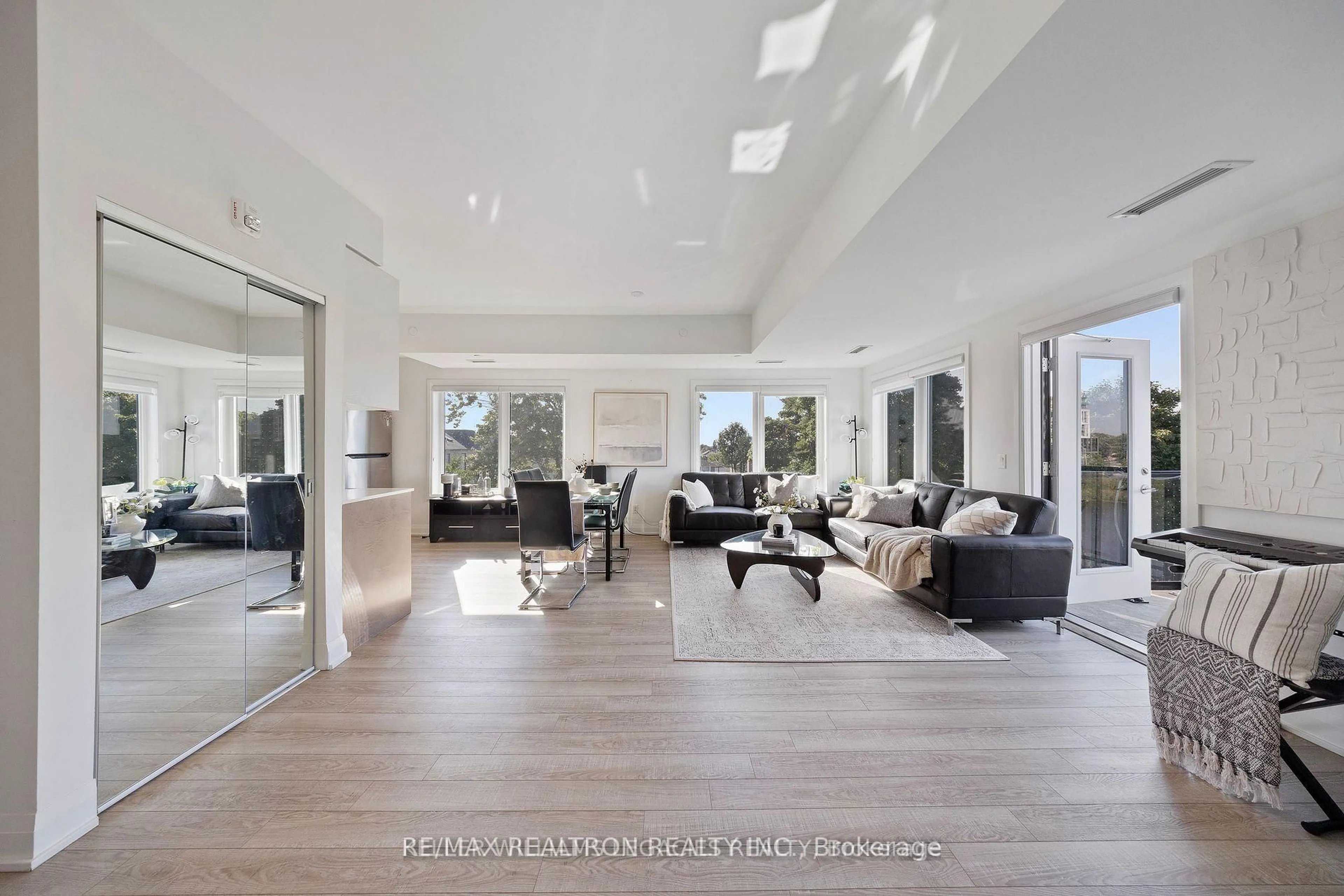 Living room with furniture, unknown for 155 Downsview Park Blvd #206, Toronto Ontario M3K 0E3