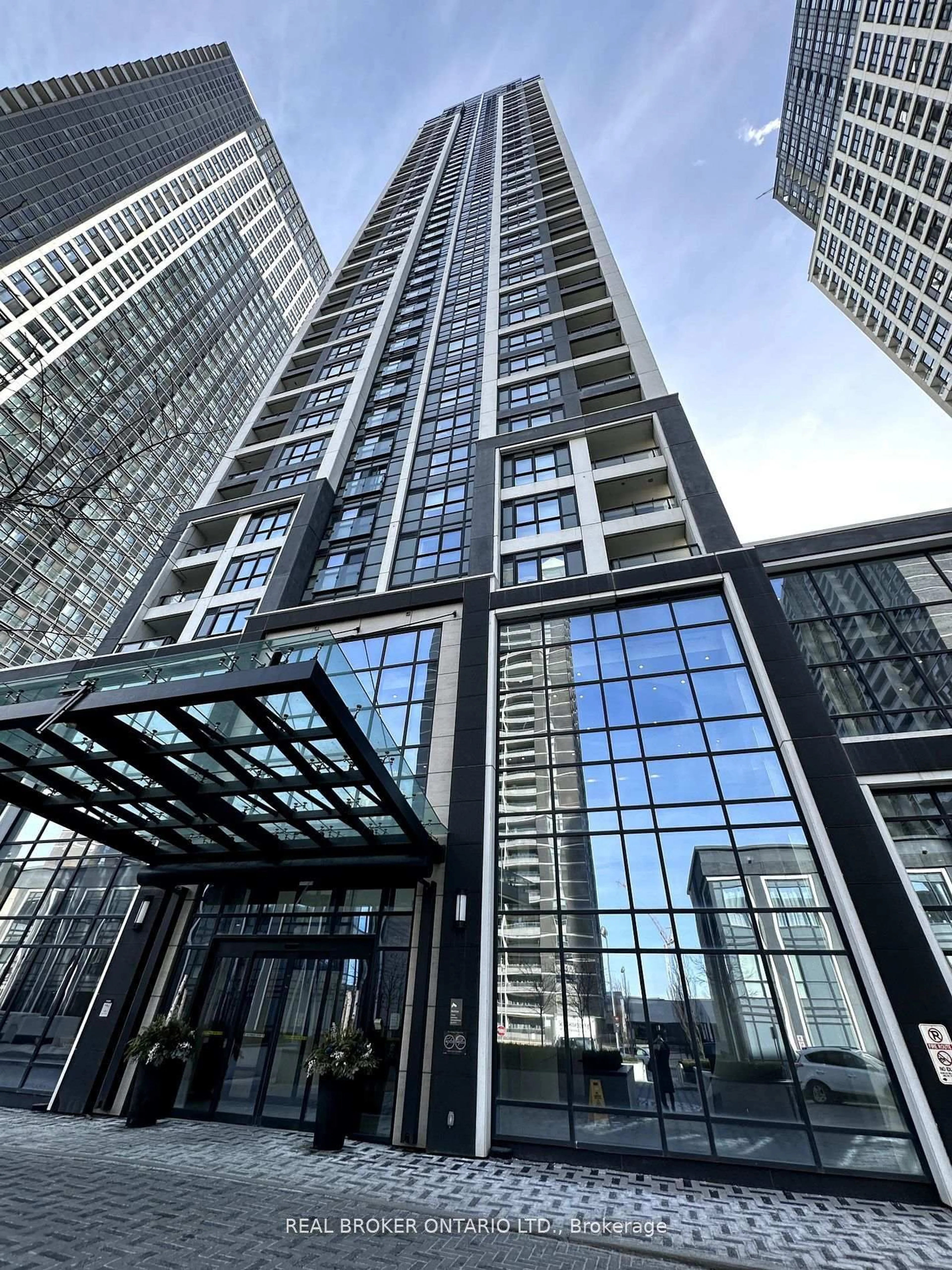 Indoor foyer for 7 Mabelle Ave #2, Toronto Ontario M9A 4X7