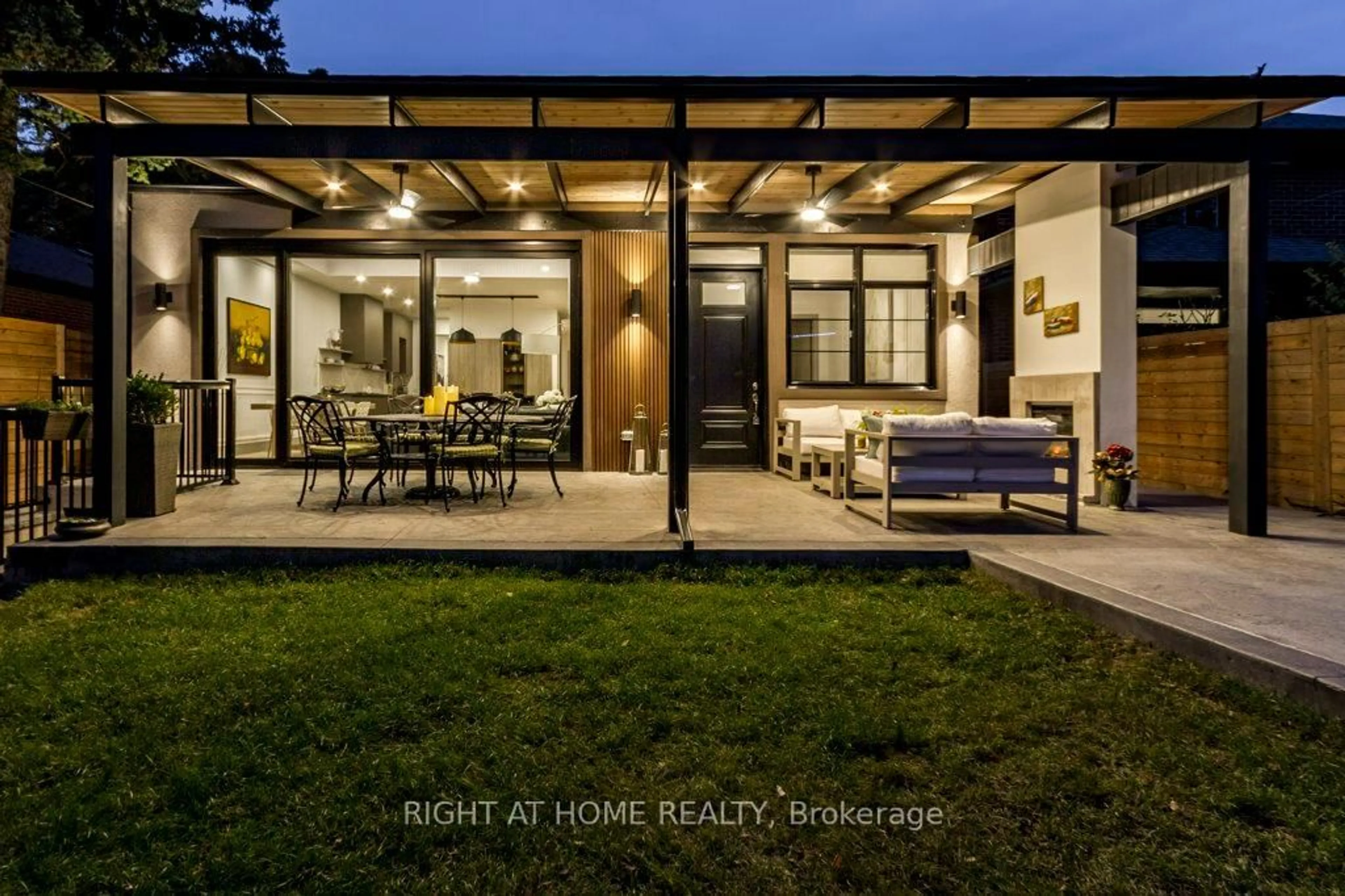 Unknown for 118 Martin Grove Rd, Toronto Ontario M9B 4K5