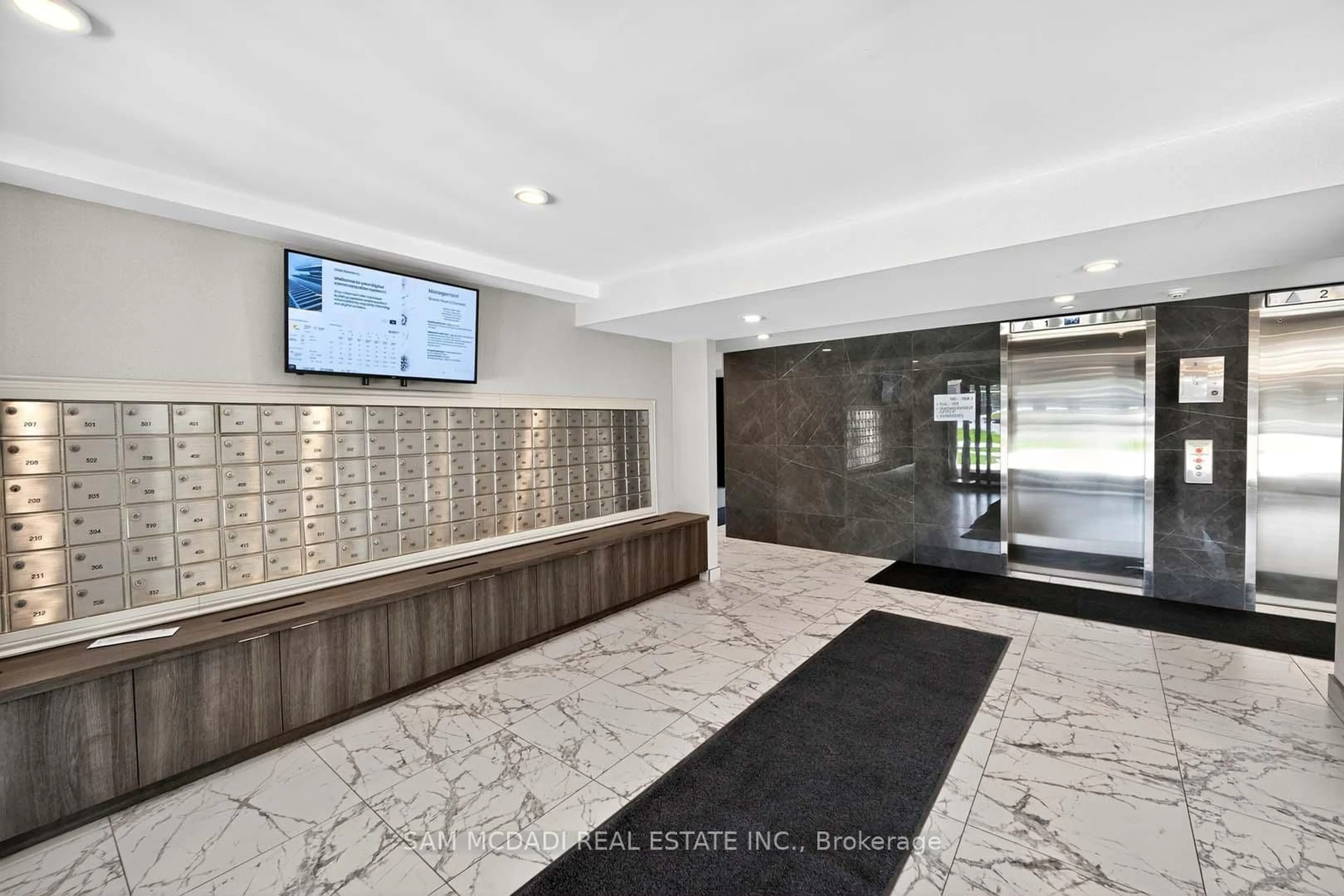 Lobby for 3501 Glen Erin Dr #407, Mississauga Ontario L5L 2E9