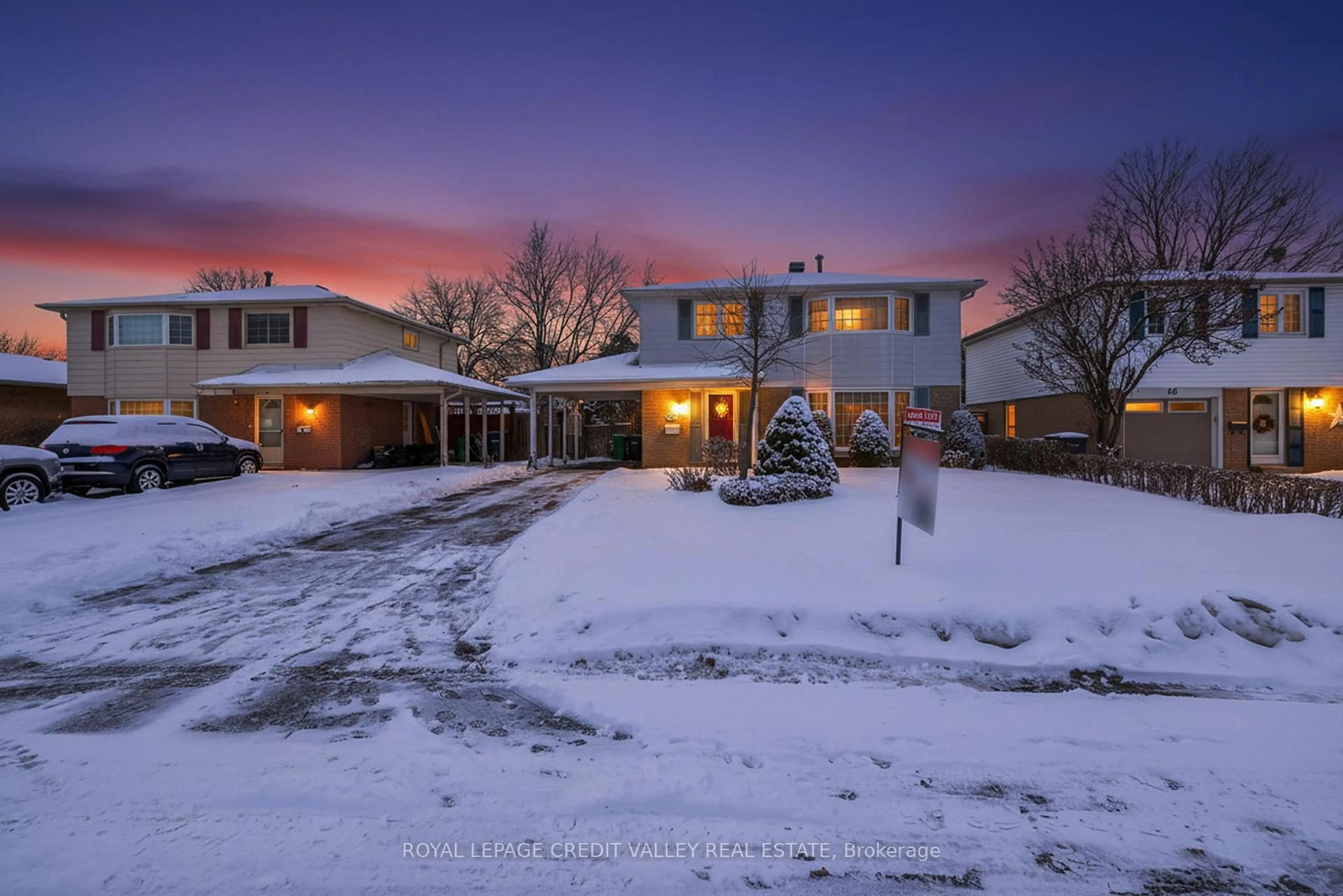 A pic from outside/outdoor area/front of a property/back of a property/a pic from drone, street for 43 Benton St, Brampton Ontario L6W 3B8