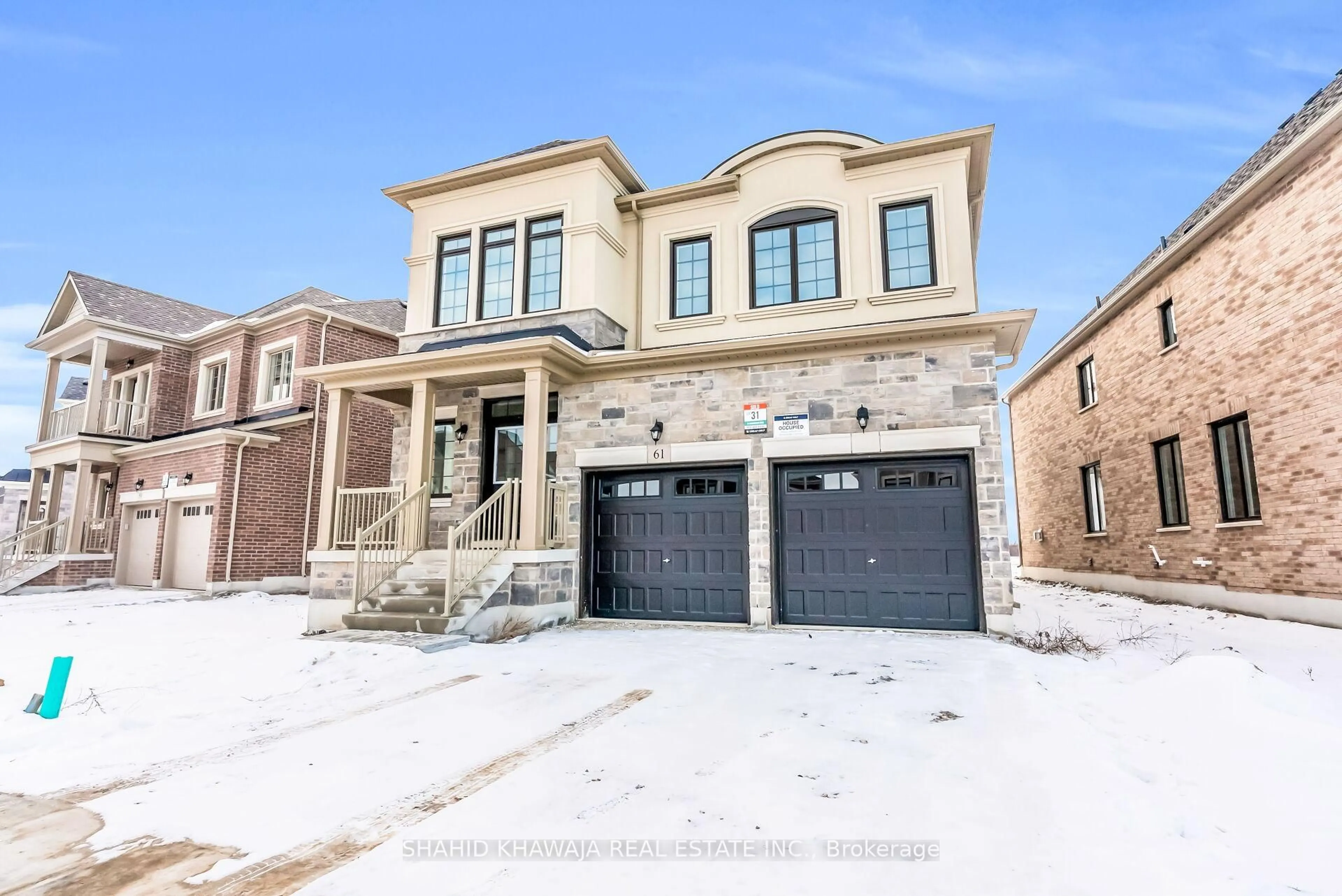 Home with brick exterior material, street for 61 Circleview Cres, Brampton Ontario L6Y 6M2