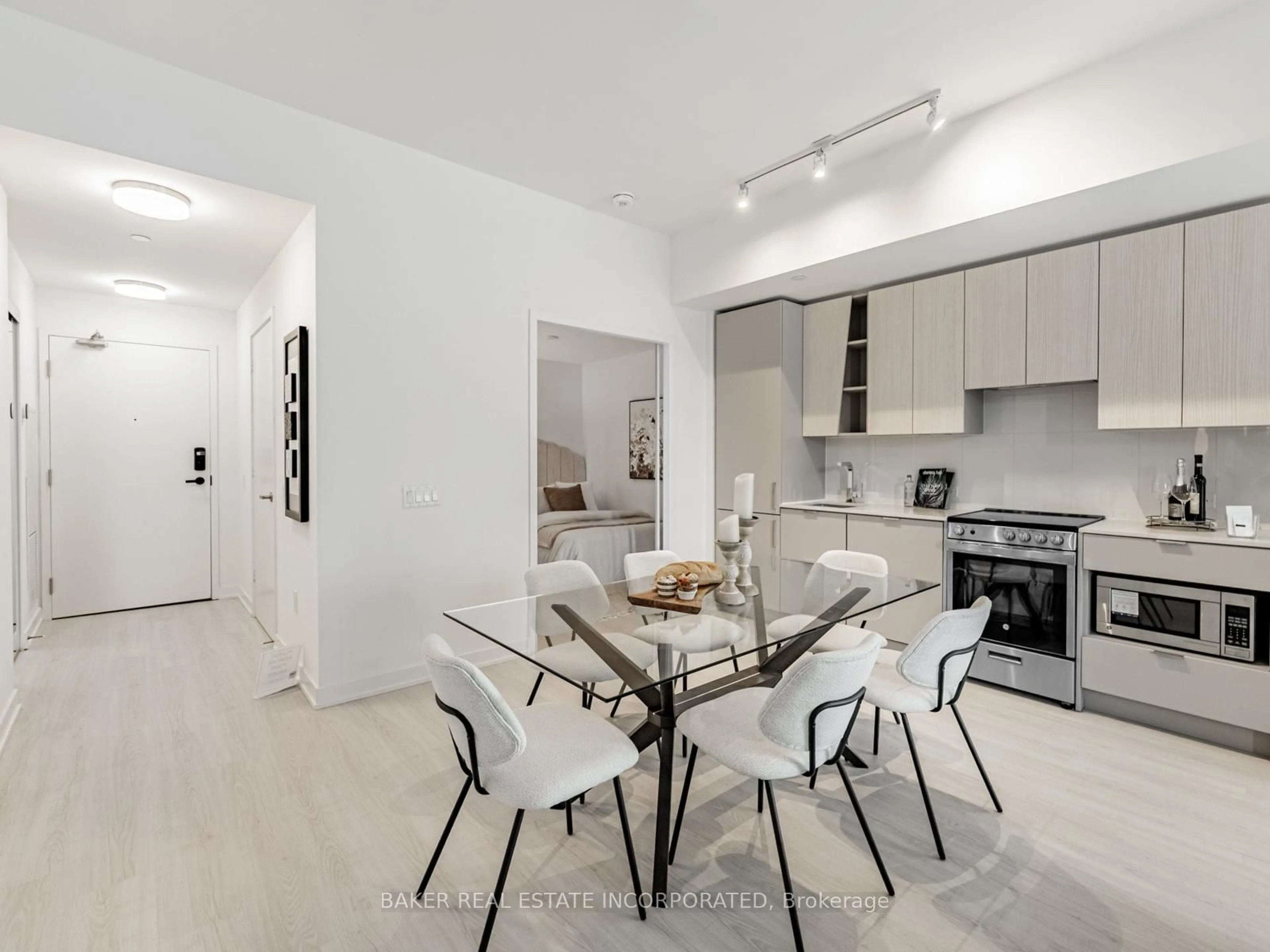 Unknown for 407 Webb Dr #TH 12, Mississauga Ontario L5B 0M4