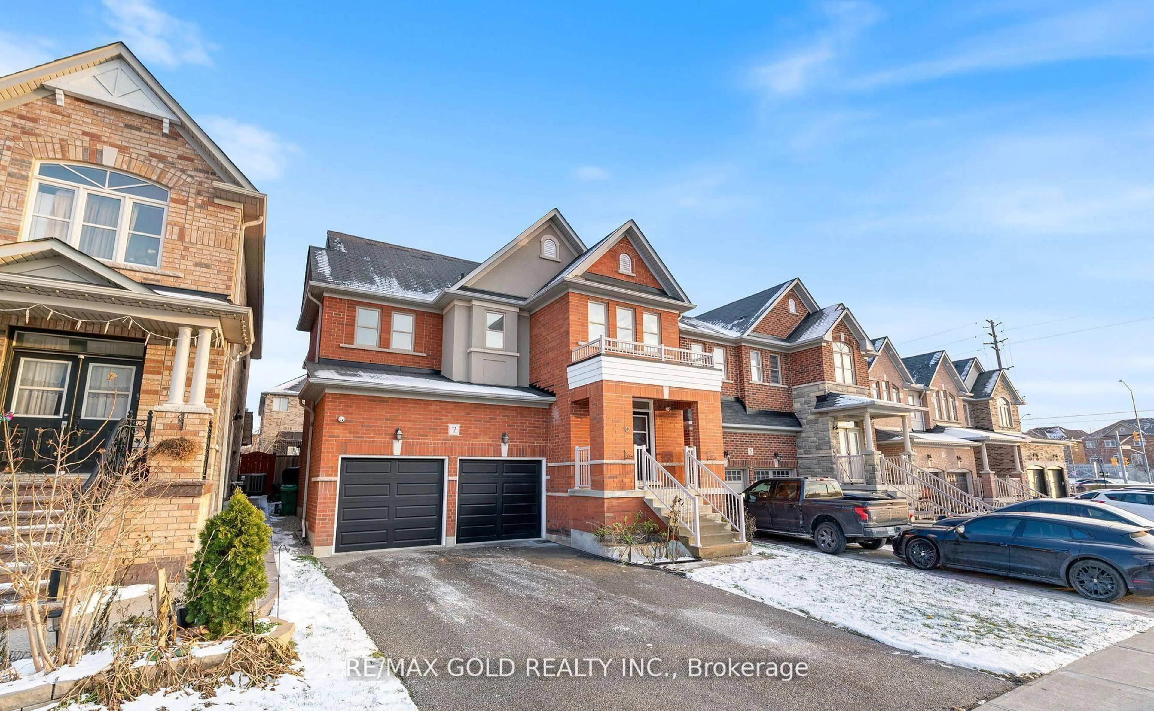 Home with brick exterior material, street for 7 Gardenbrooke Tr, Brampton Ontario L6P 3L1