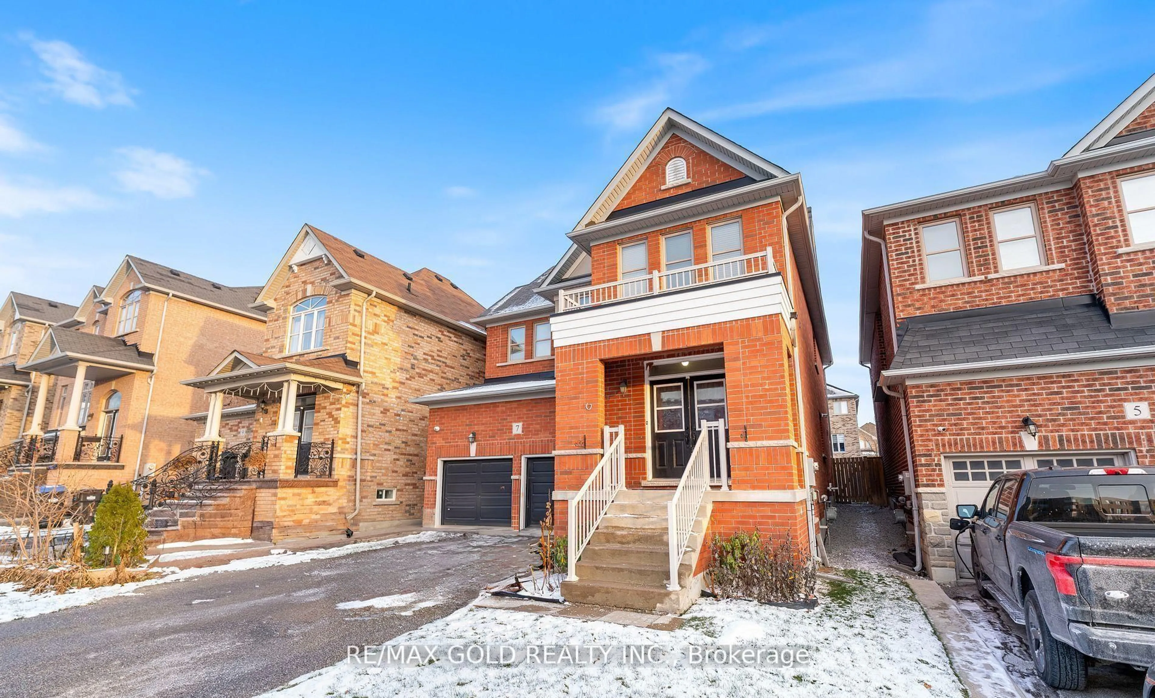 Home with brick exterior material, street for 7 Gardenbrooke Tr, Brampton Ontario L6P 3L1