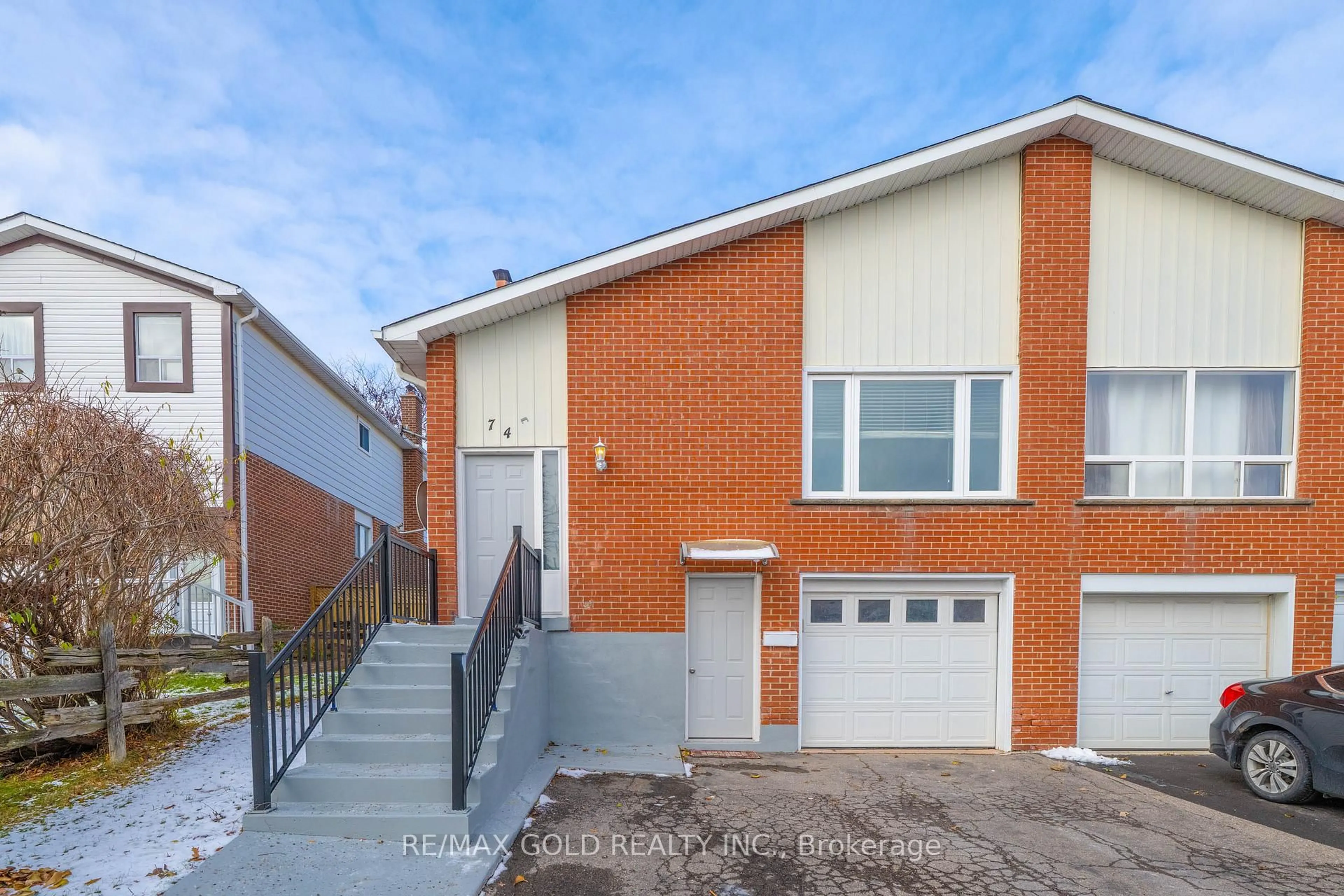 Home with brick exterior material, street for 74 Radford Dr, Brampton Ontario L6V 2Y9