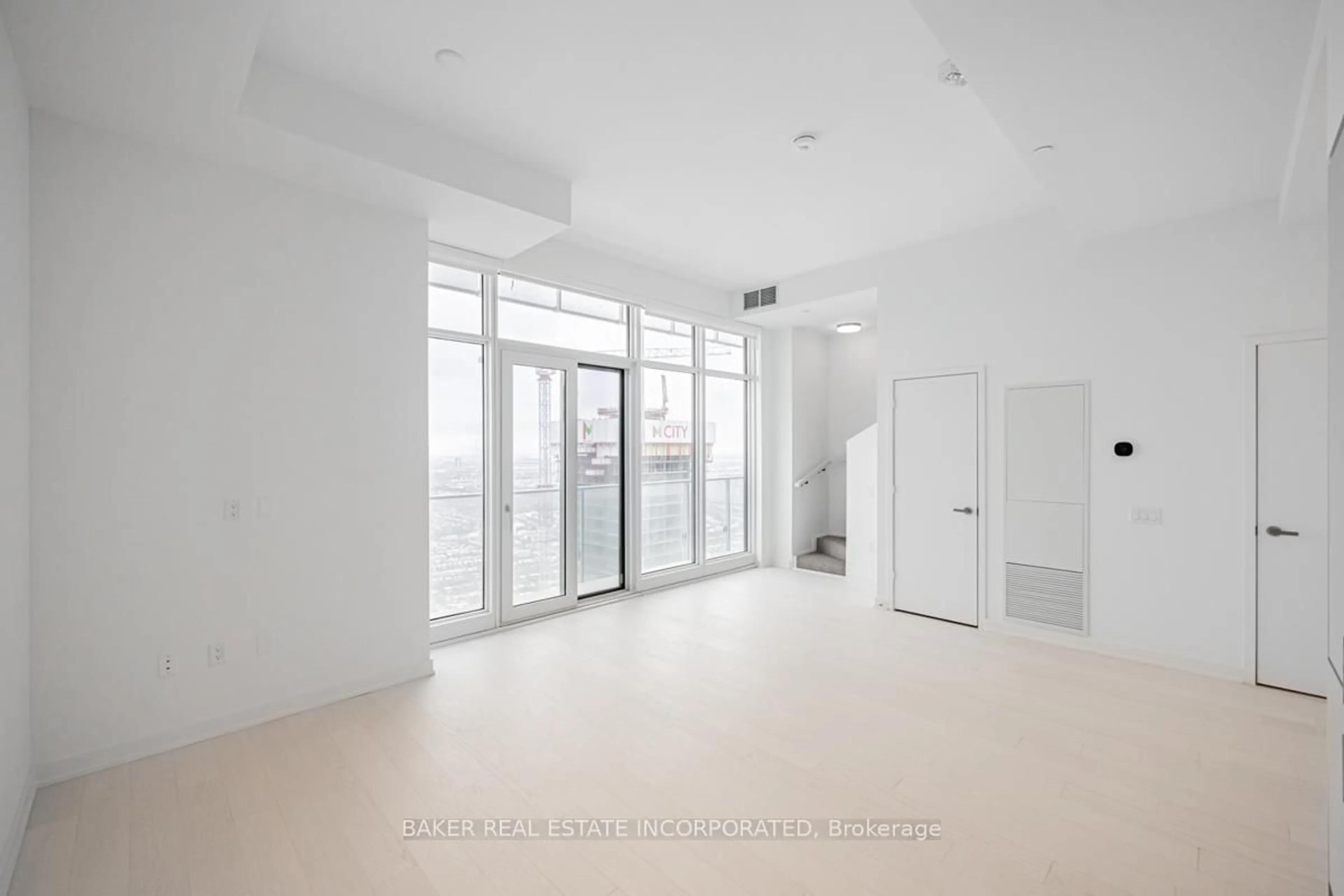 Indoor foyer for 3883 Quartz Rd #6012, Mississauga Ontario L5B 0M4