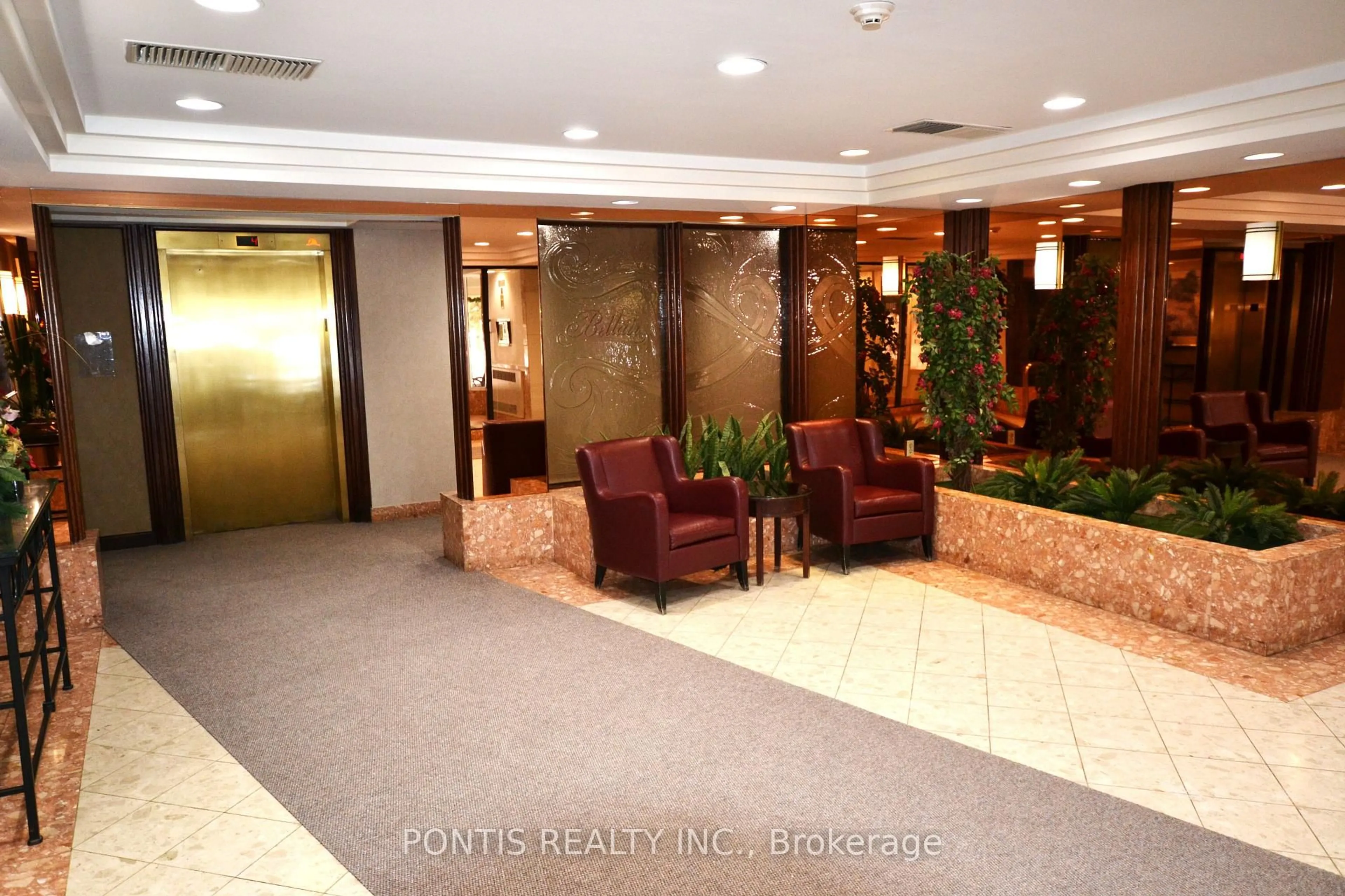 Lobby for 24 HANOVER Rd #1008, Brampton Ontario L6S 5K8