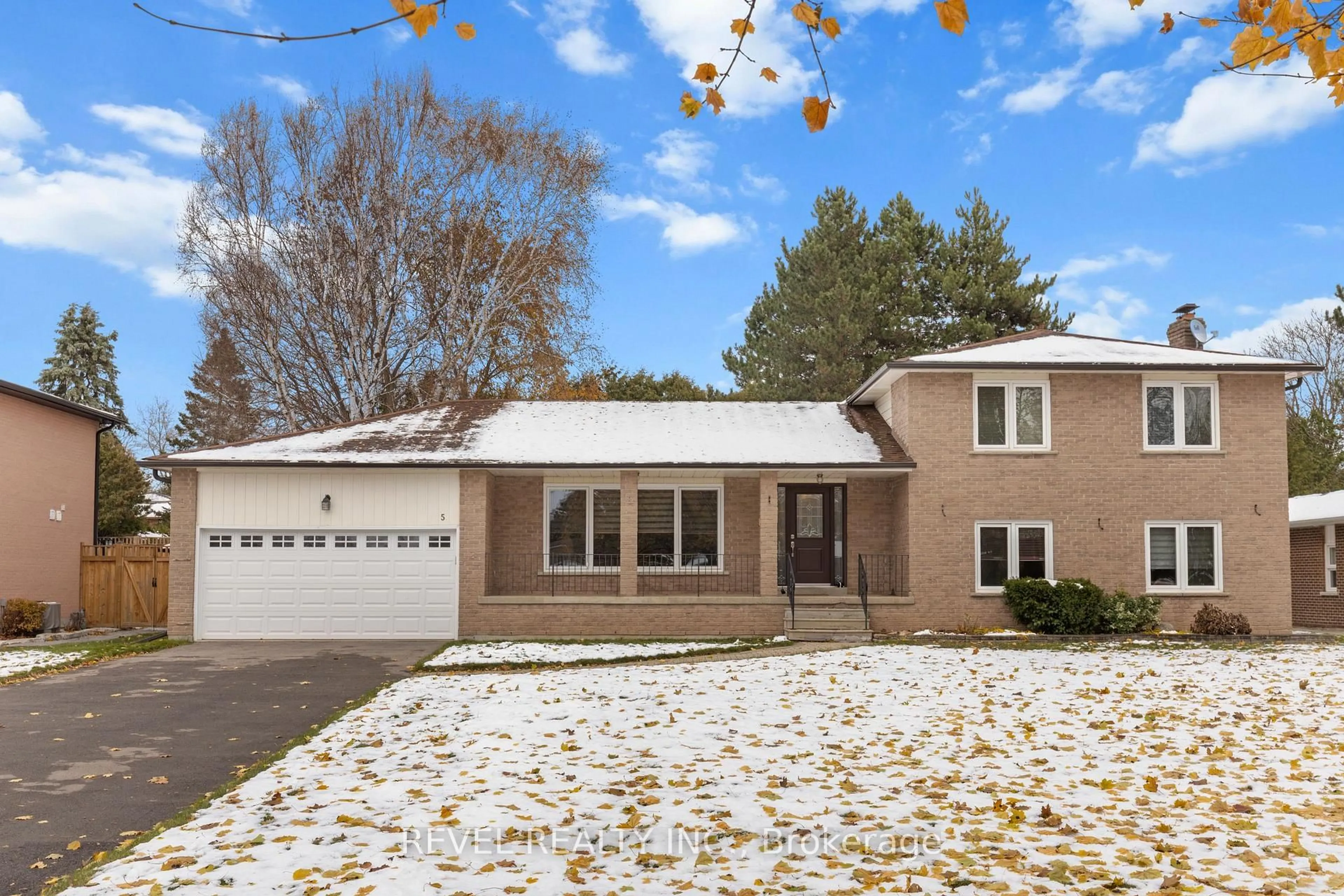 Unknown for 5 Mckee Dr, Caledon Ontario L7C 1G8