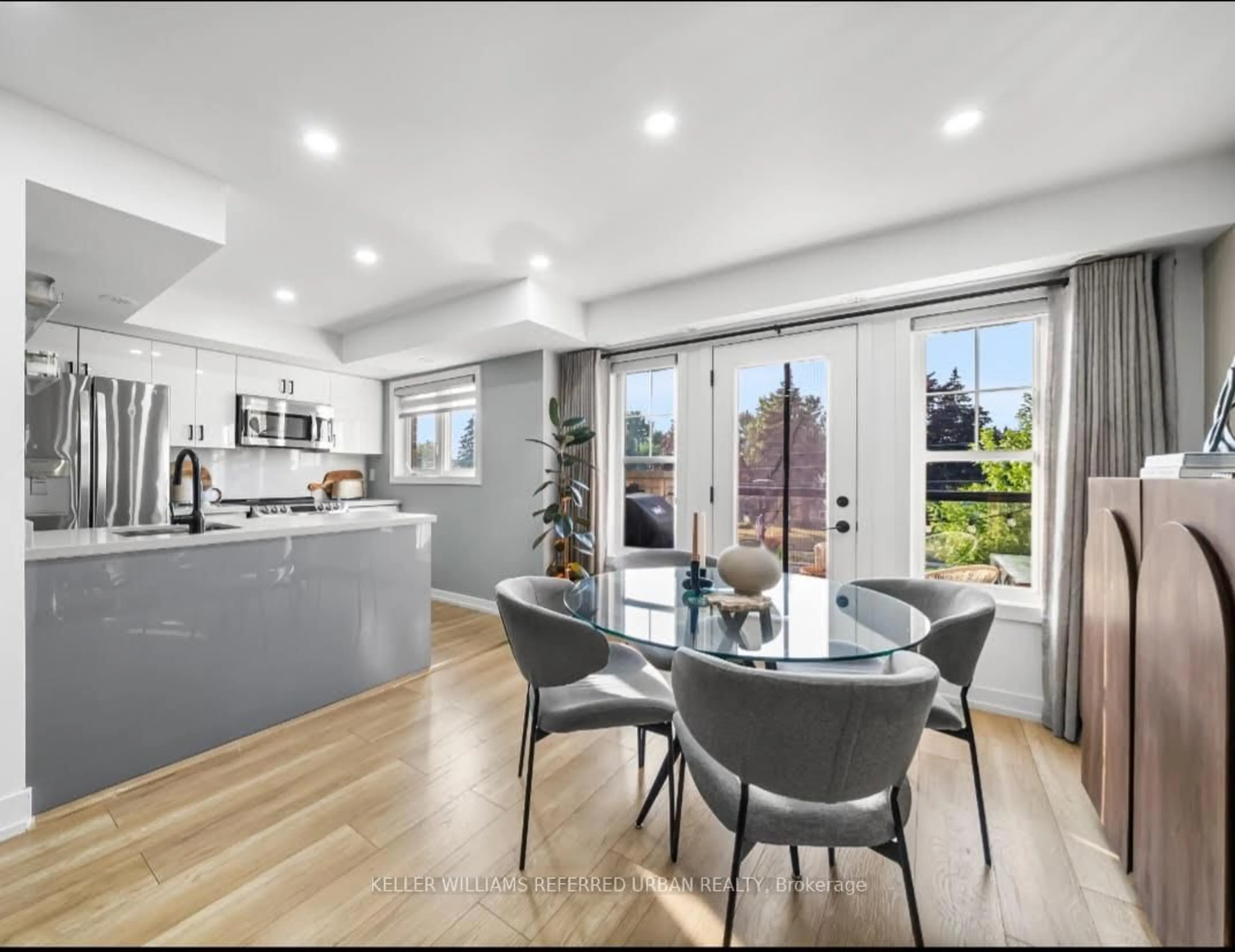 Open concept kitchen, unknown for 2335 Sheppard Ave #14, Toronto Ontario M9M 0B6