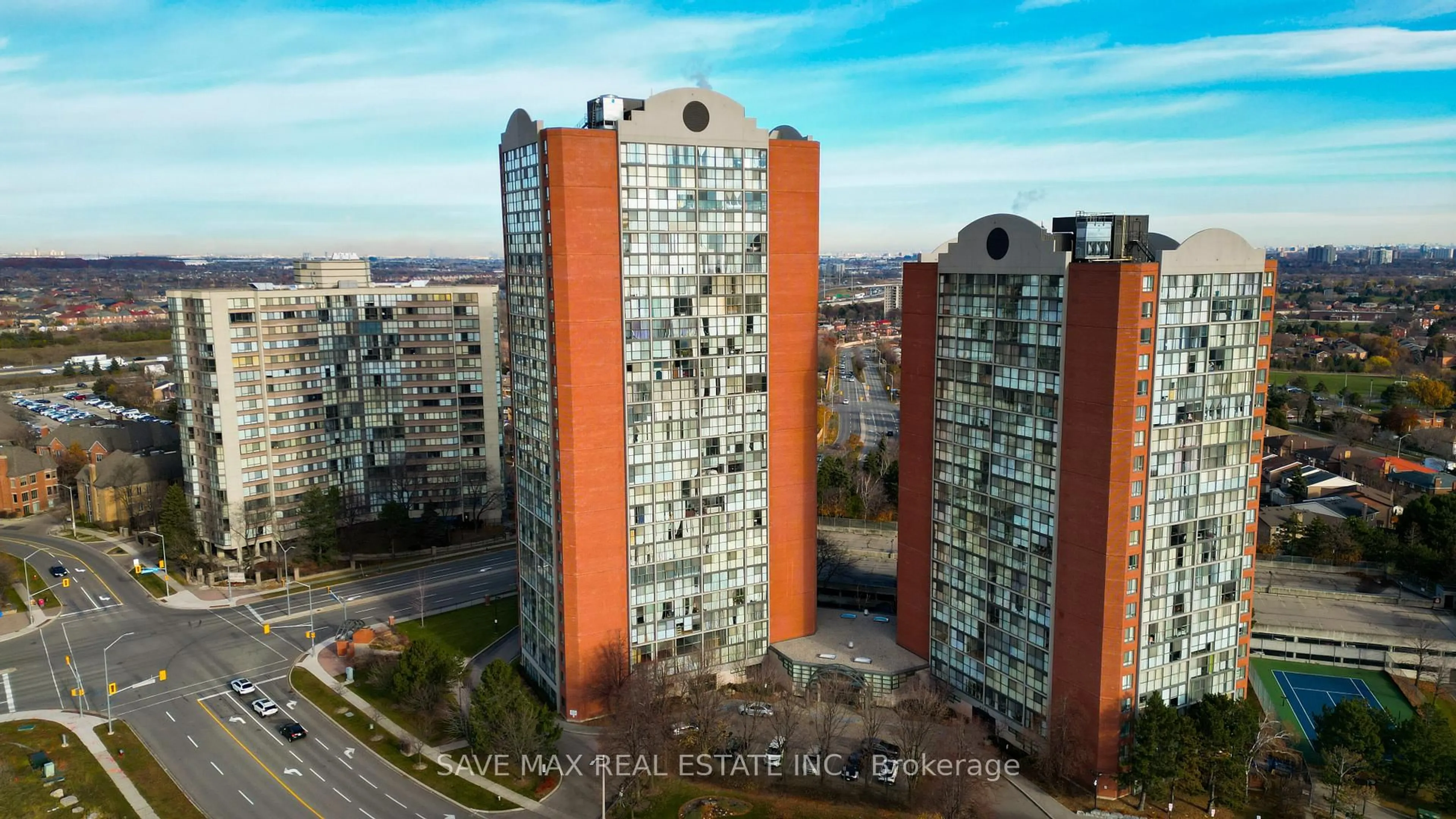 A pic from outside/outdoor area/front of a property/back of a property/a pic from drone, city buildings view from balcony for 4205 Shipp Dr #1705, Mississauga Ontario L4Z 2Y9