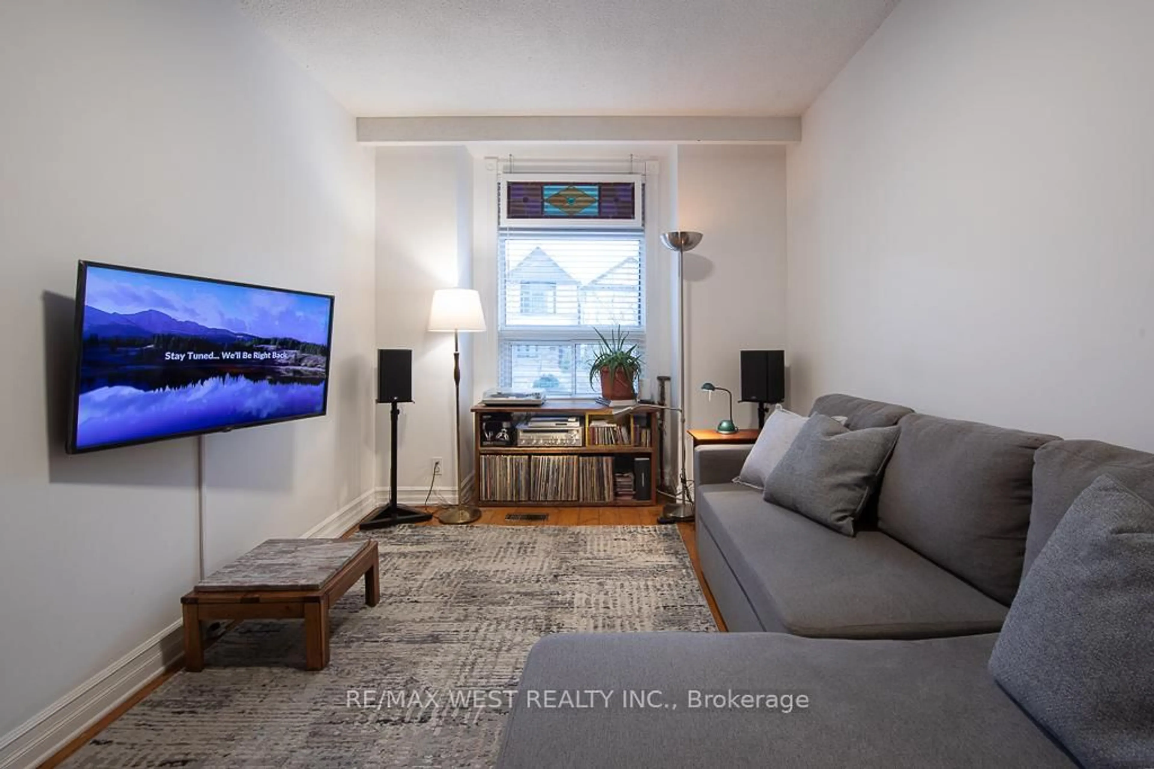 Living room with furniture, unknown for 509 Perth Ave, Toronto Ontario M6N 2W6