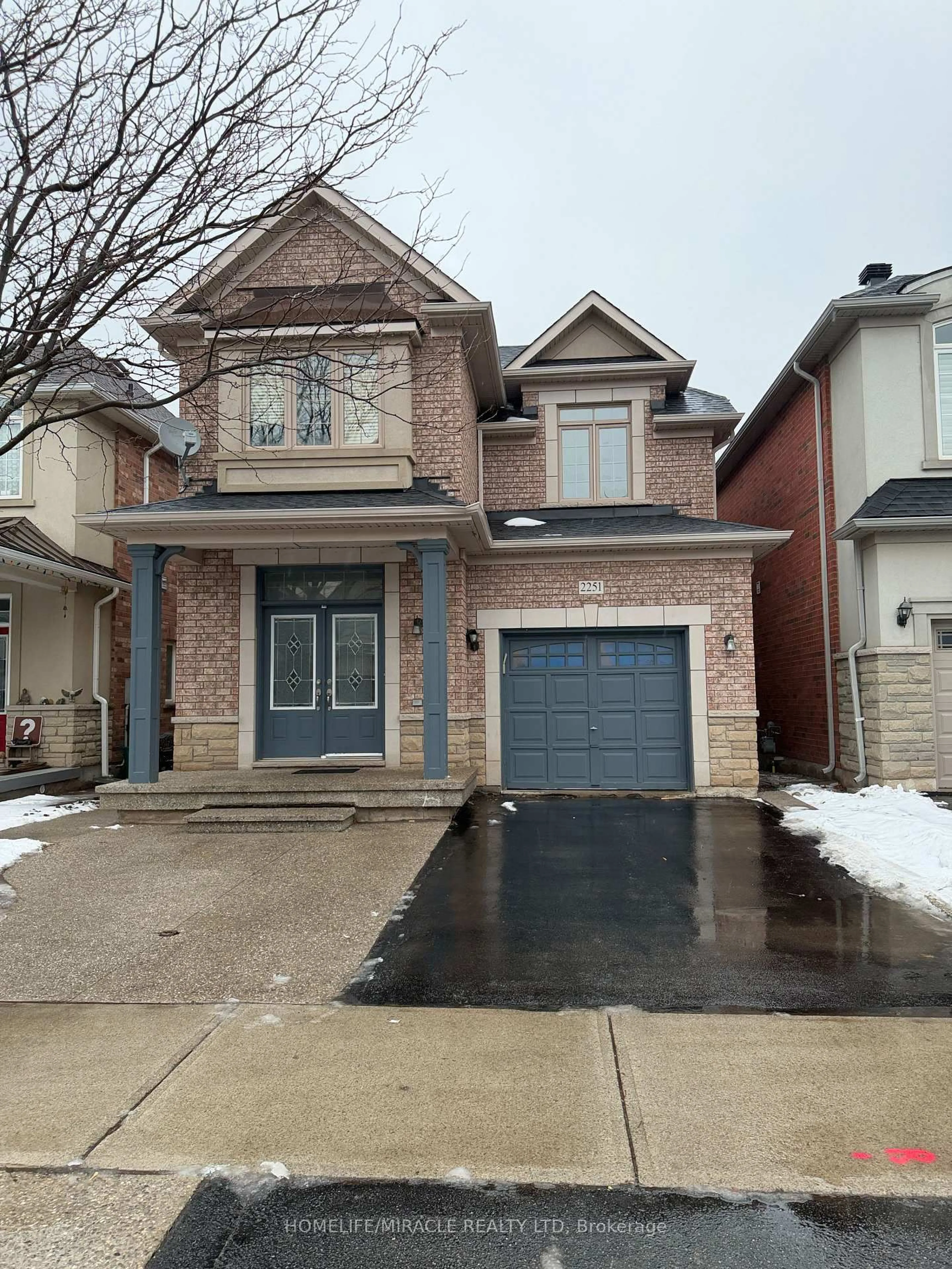 Home with brick exterior material, street for 2251 Kwinter Rd, Oakville Ontario L6M 0H2