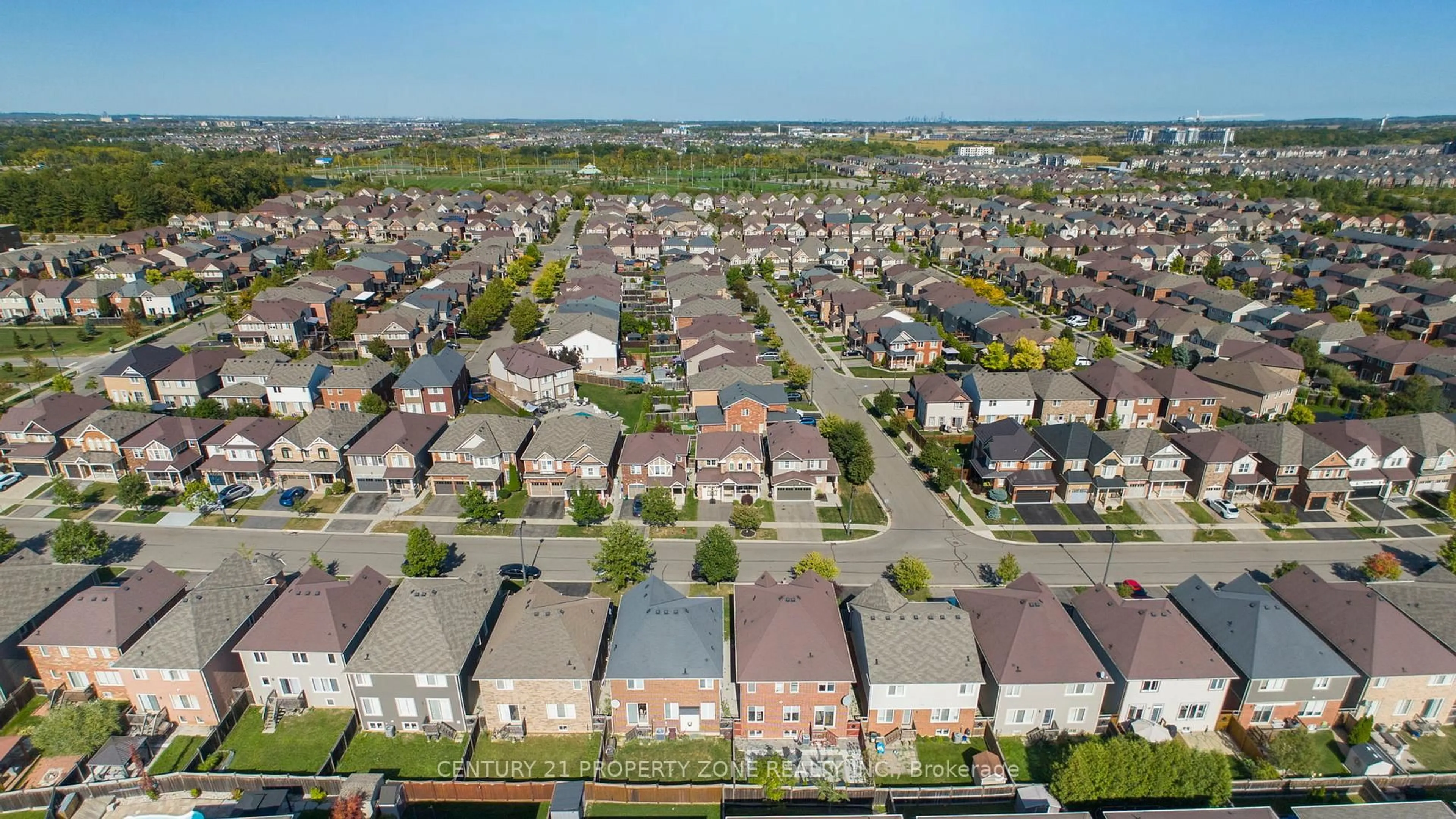 A pic from outside/outdoor area/front of a property/back of a property/a pic from drone, street for 937 Dice Way, Milton Ontario L9T 8C9