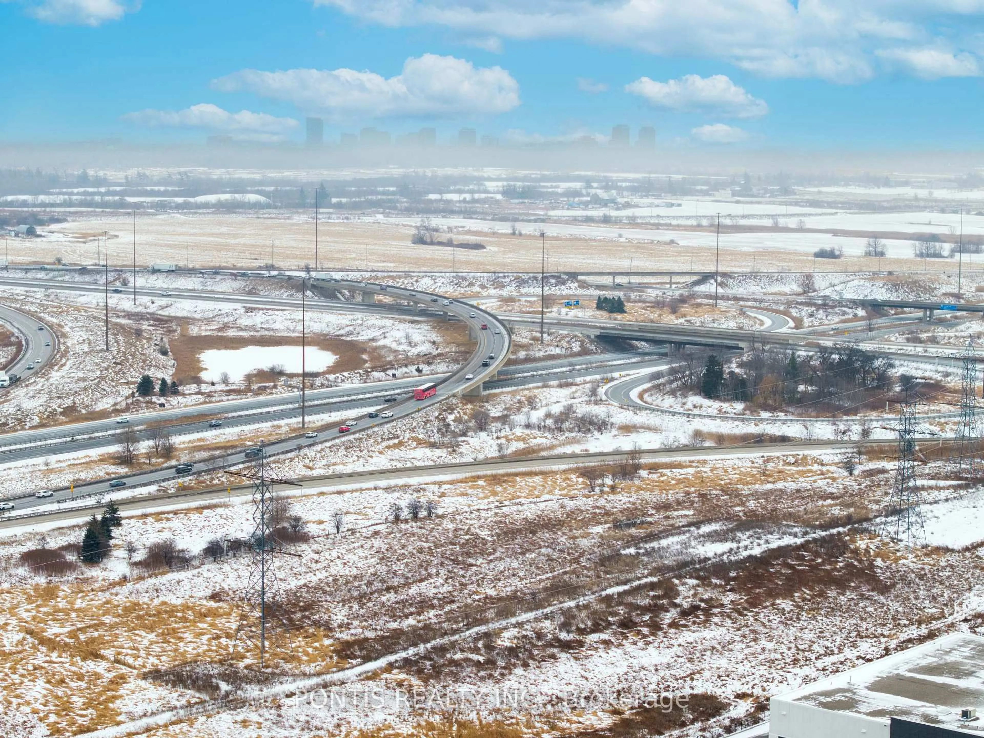 Blurry image for 3401 RIDGEWAY Dr #320, Mississauga Ontario L5L 5T3