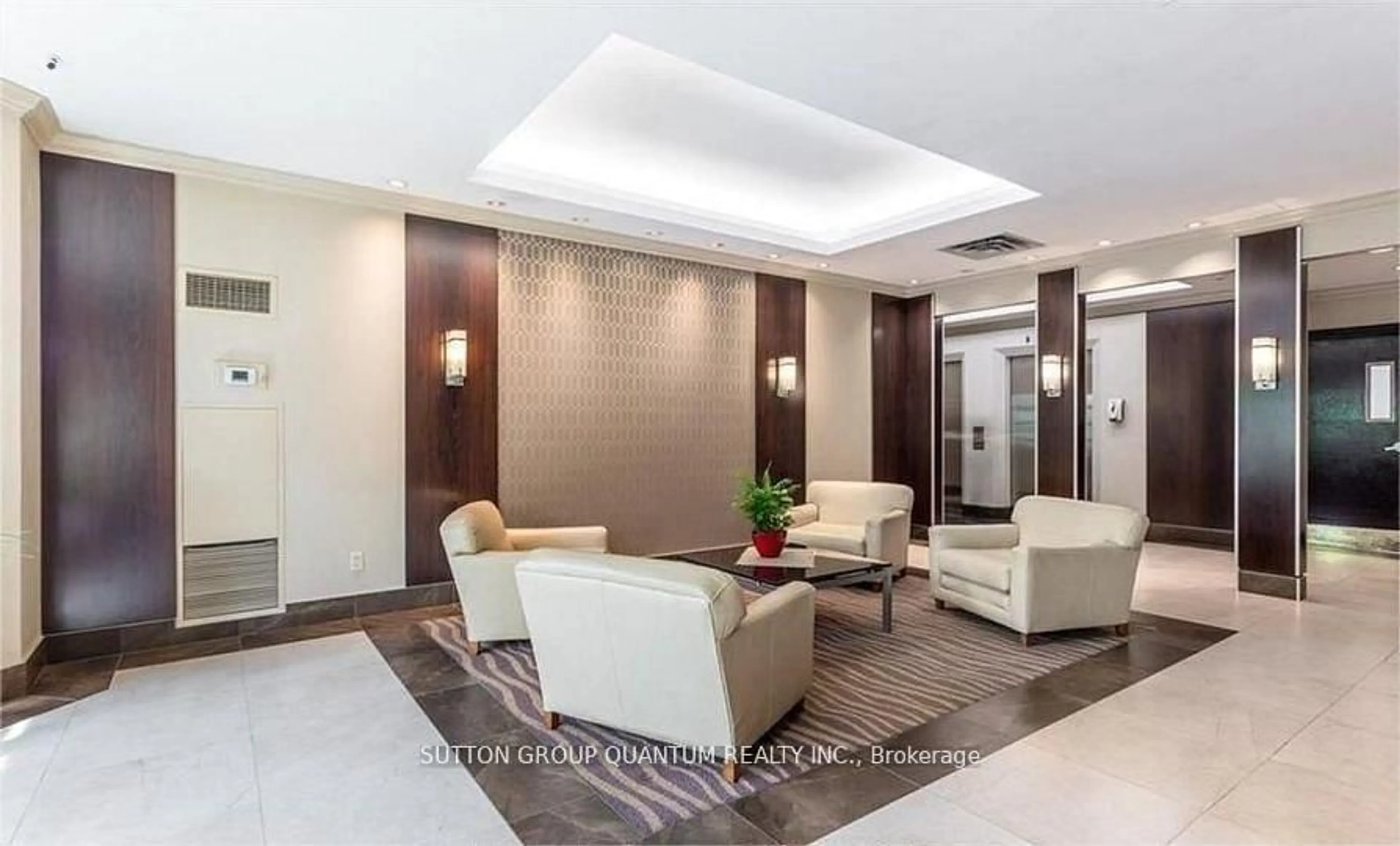 Lobby for 100 Millside Dr #102, Milton Ontario L9T 5E3