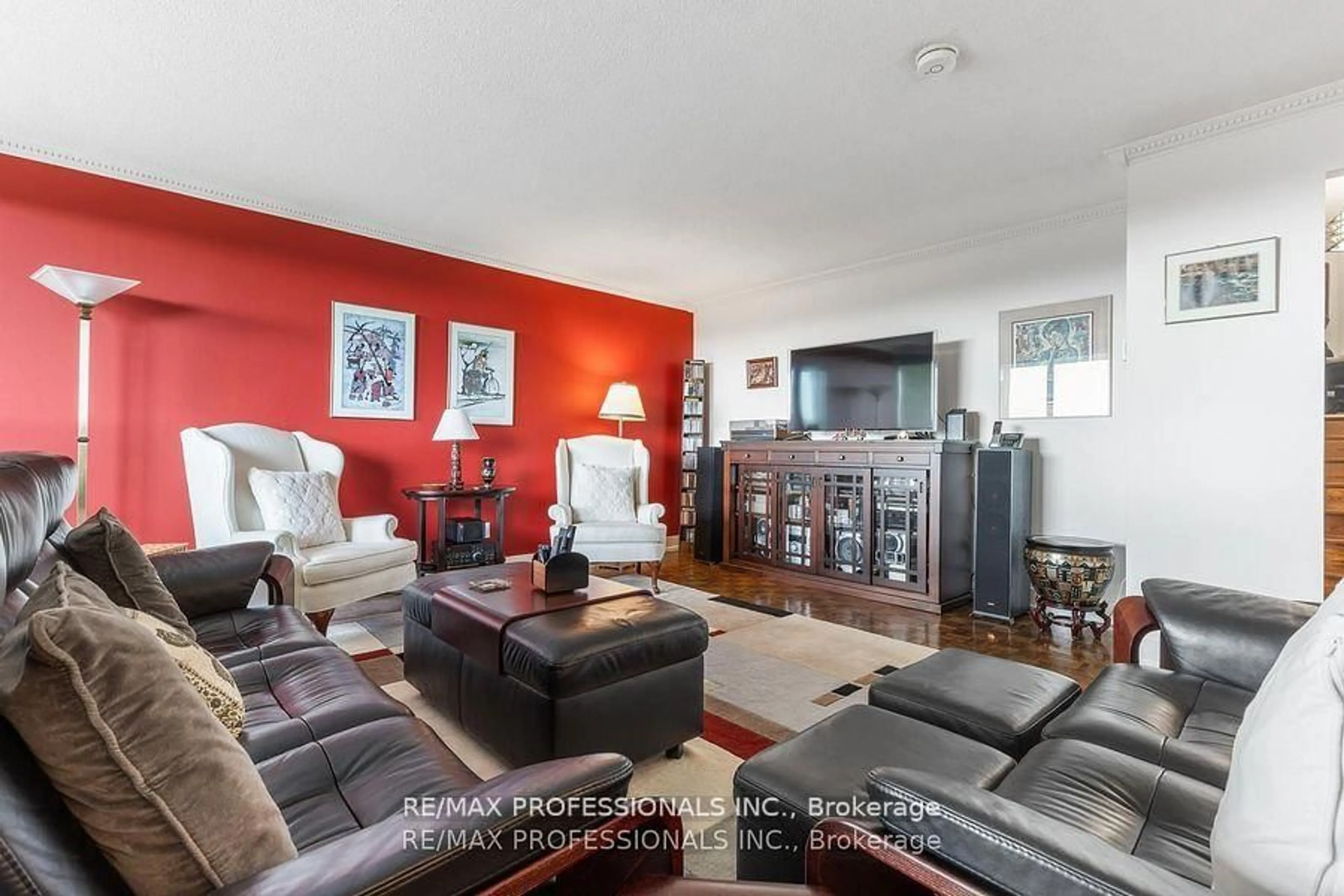 Living room with furniture, unknown for 296 Mill Rd #E5, Toronto Ontario M9C 4X8