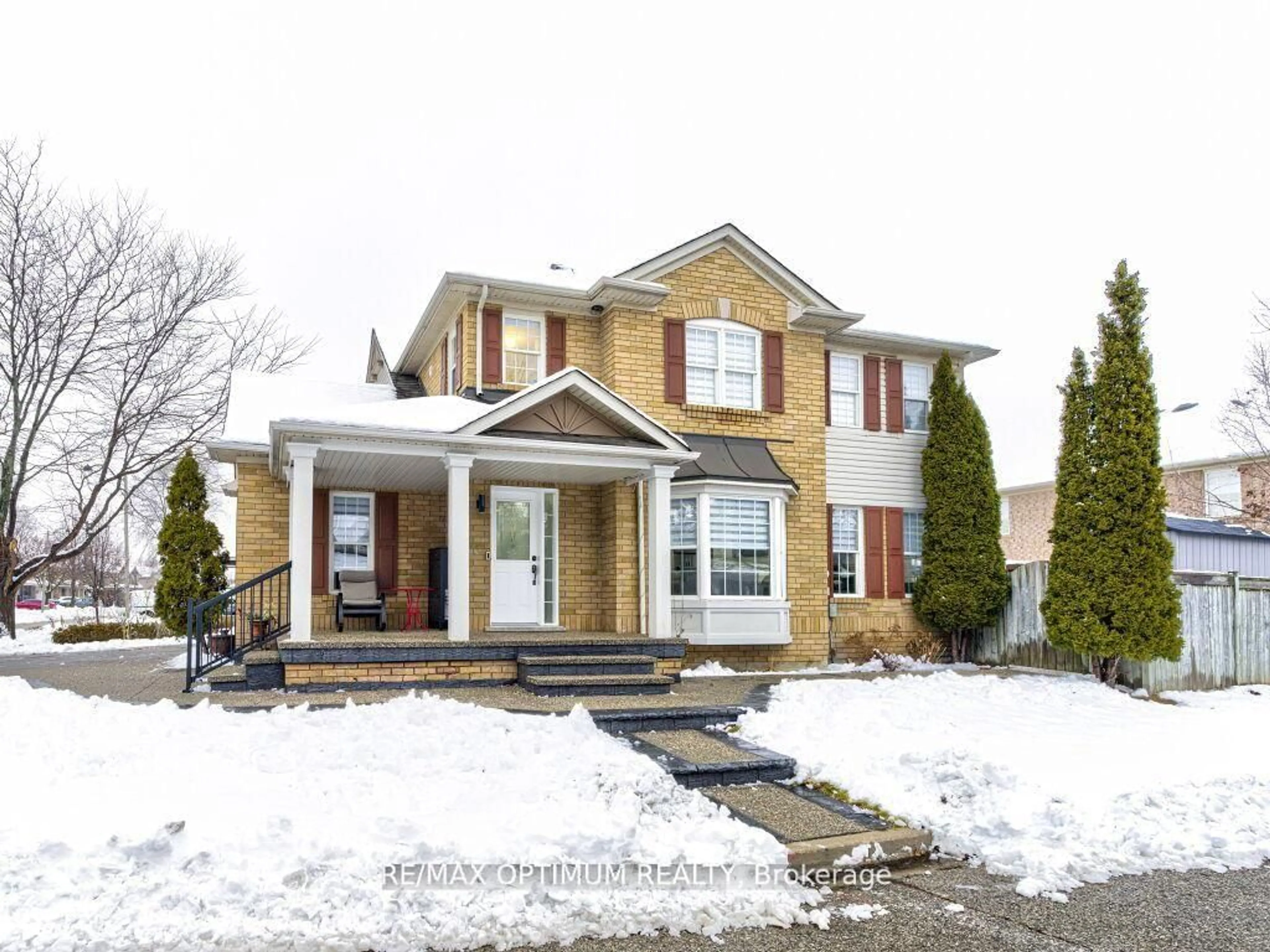 Home with brick exterior material, street for 43 Rowland St, Brampton Ontario L7A 1Z9