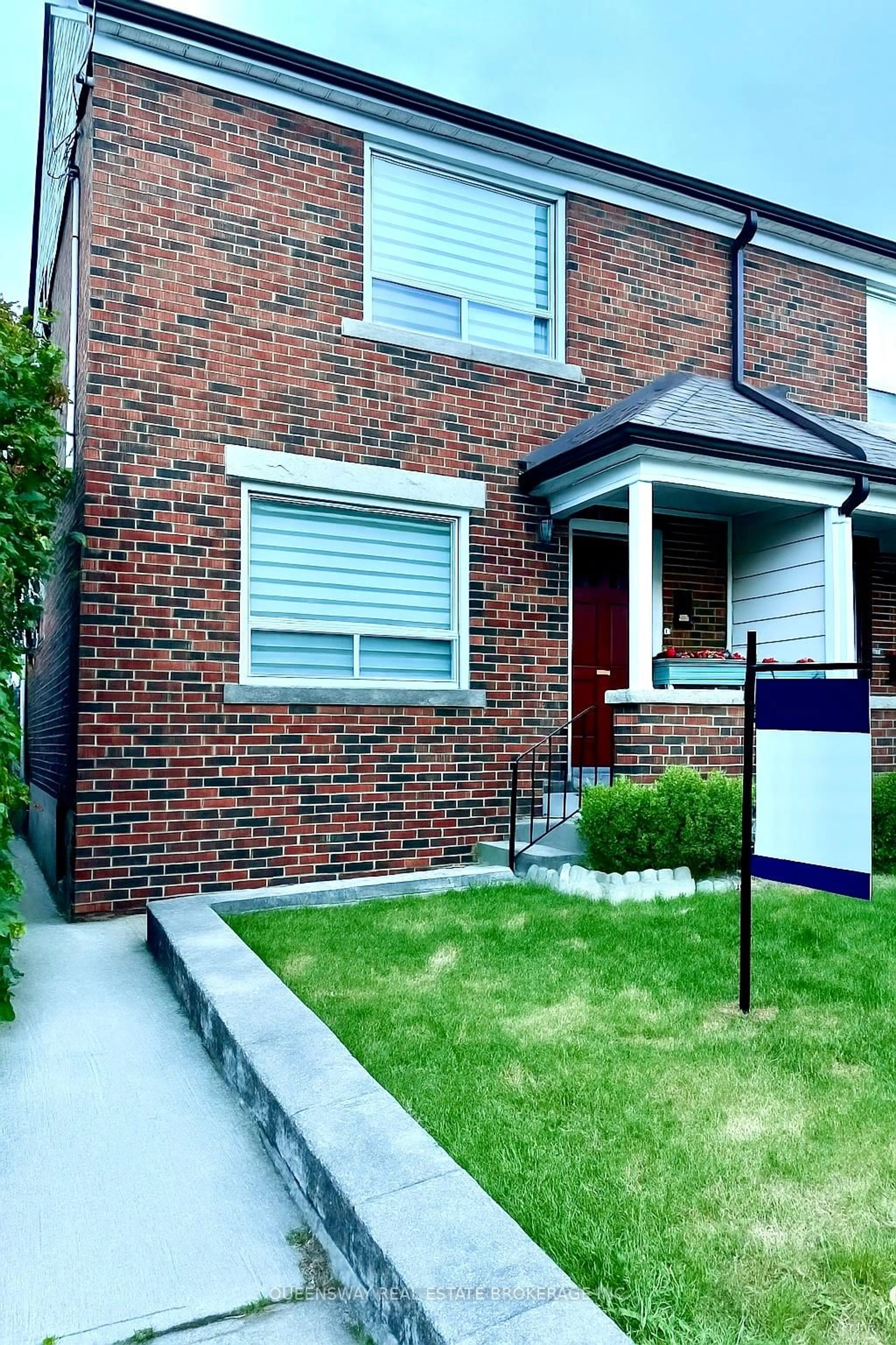 Home with brick exterior material, street for 420 Jane St, Toronto Ontario M6S 3Z8