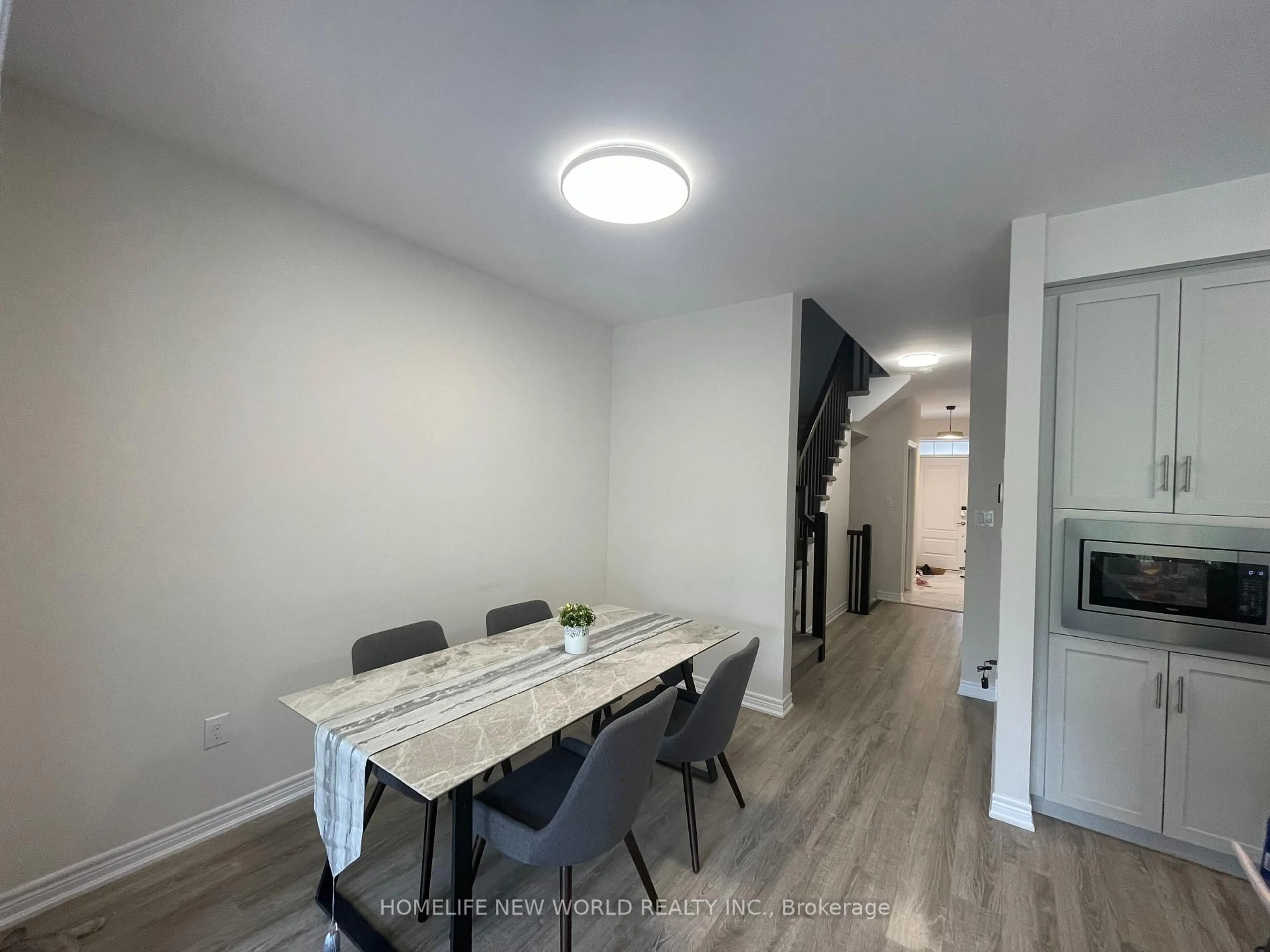 Dining room, unknown for 3335 Mockingbird Common, Oakville Ontario L6H 0X1