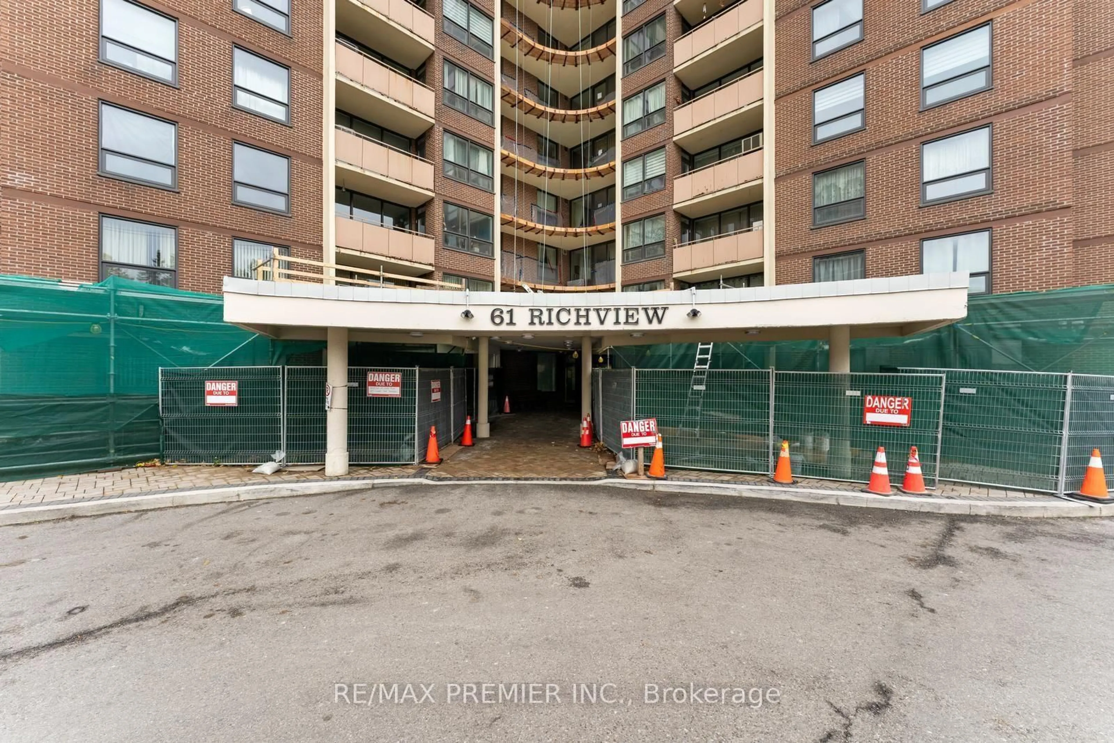 Unknown for 61 Richview Rd #1807, Toronto Ontario M9A 4M8