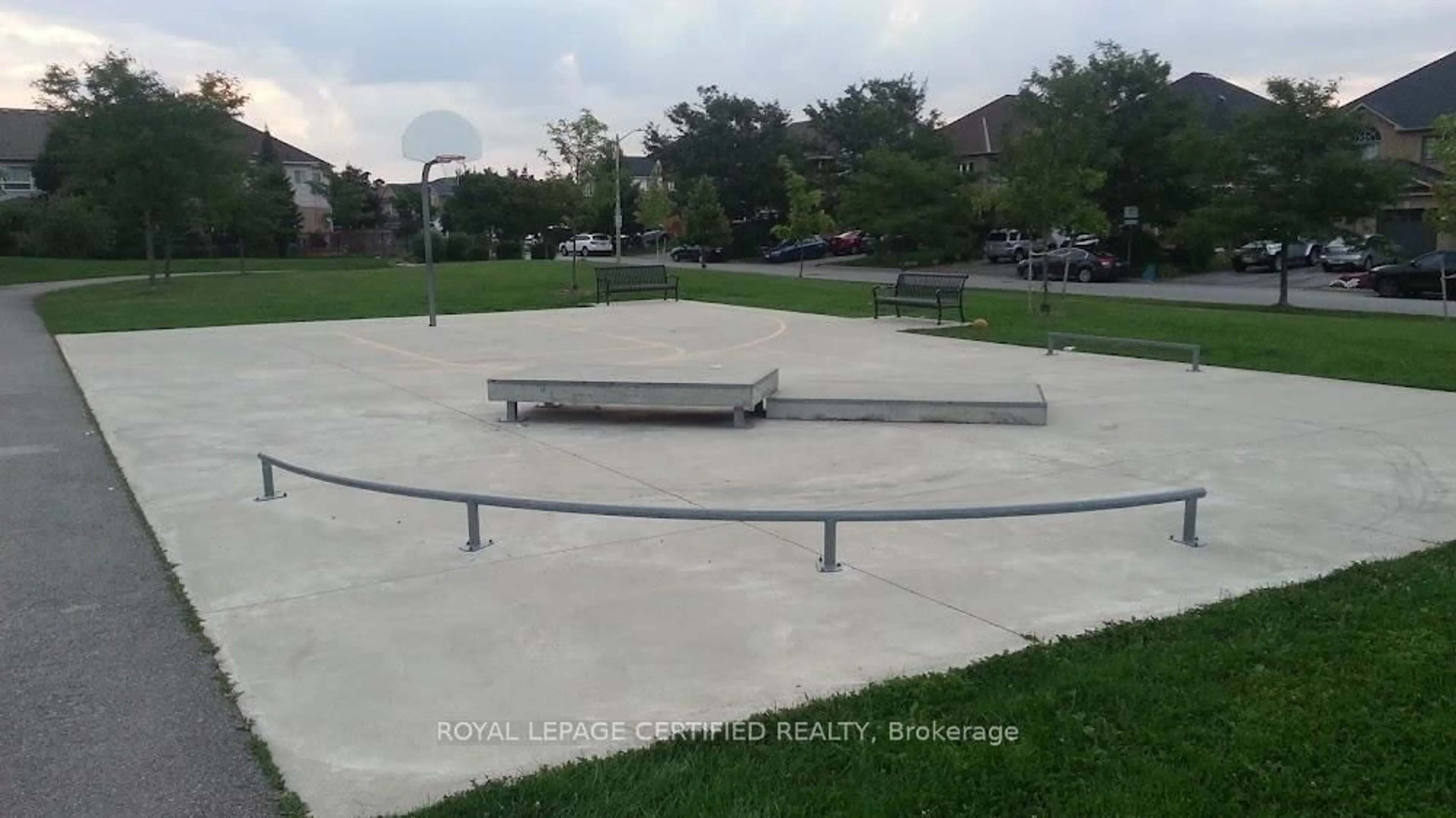 Unknown for 5126 Des Jardines Dr, Burlington Ontario L7L 6L7