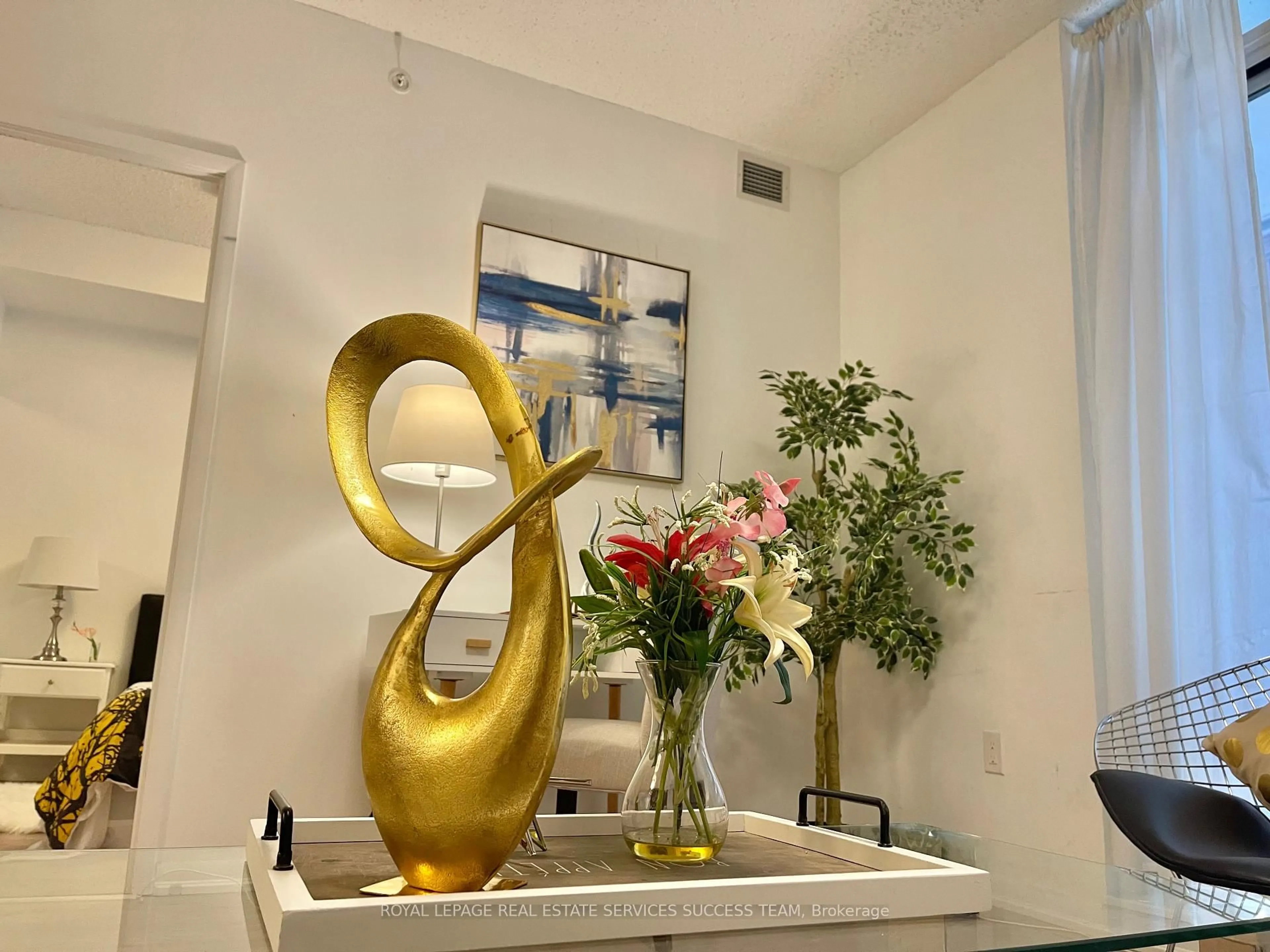 Unknown for 36 VIA BAGNATO St #241, Toronto Ontario M6A 0B7